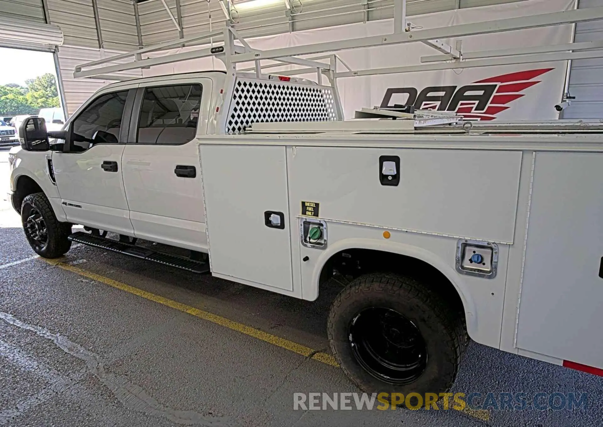 33 Фотография поврежденного автомобиля 1FD8W3DT5KEG49561 FORD F-350 2019