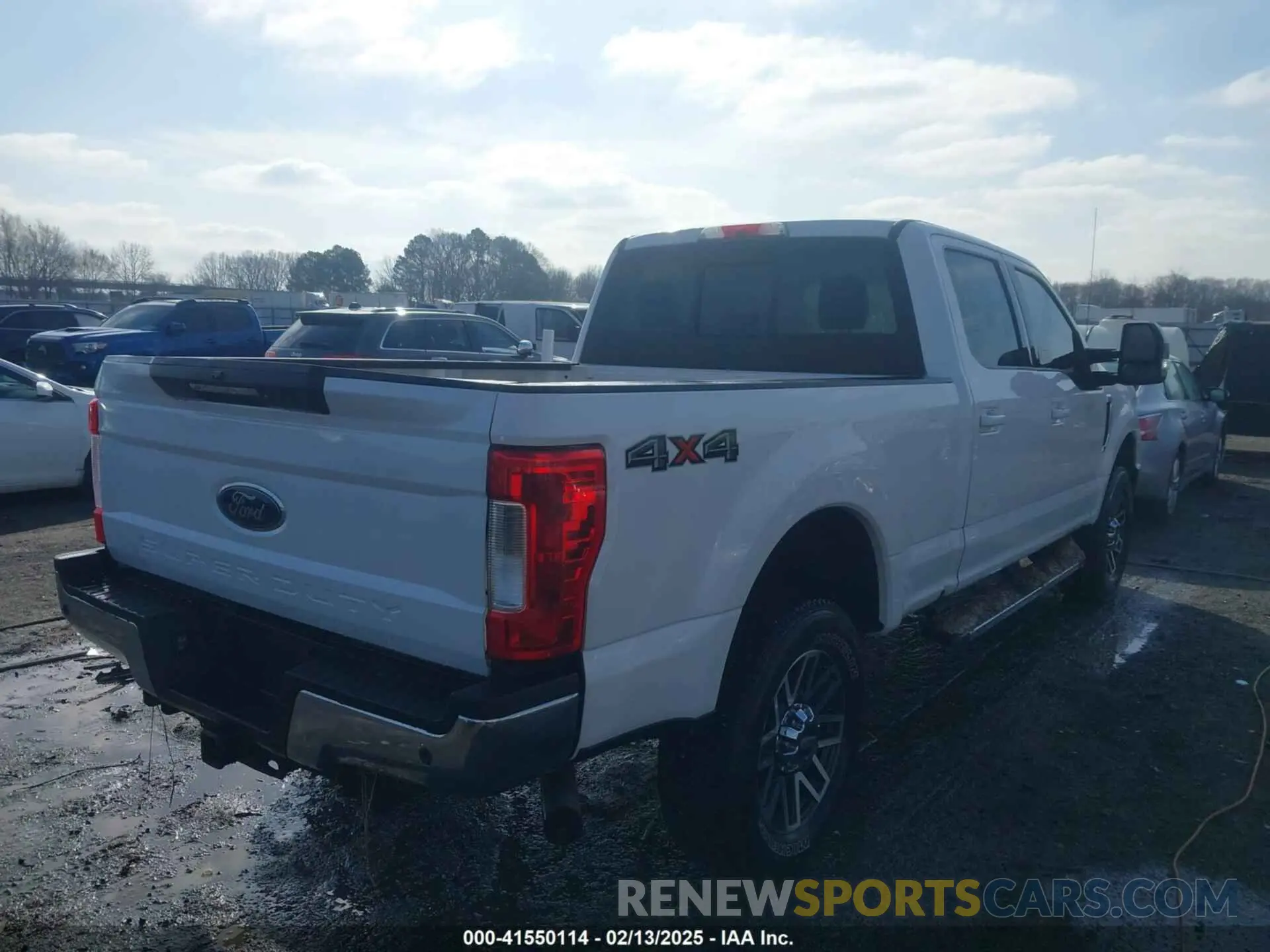 4 Фотография поврежденного автомобиля 1FT8W3B62KEC23960 FORD F-350 2019