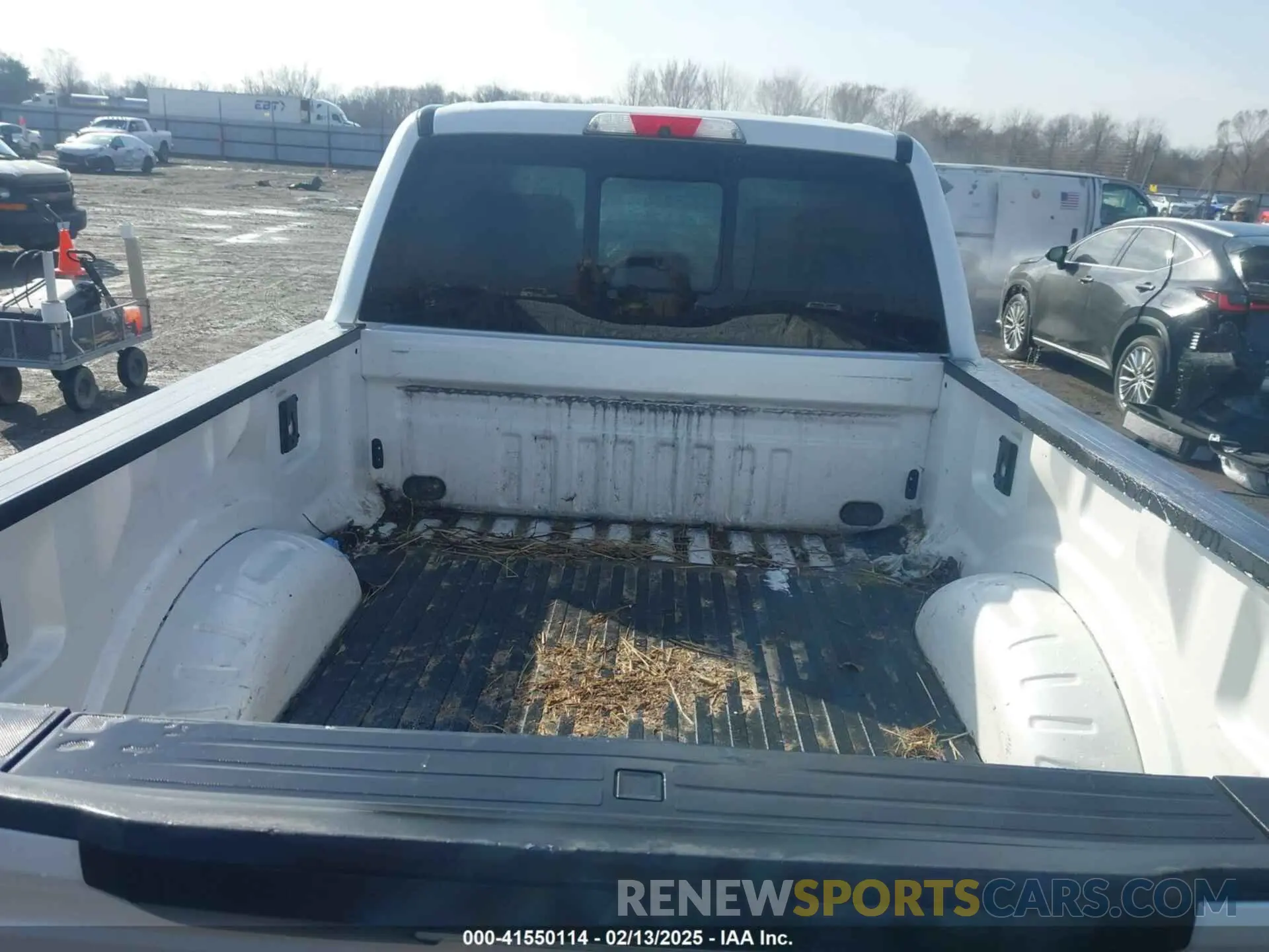 8 Фотография поврежденного автомобиля 1FT8W3B62KEC23960 FORD F-350 2019