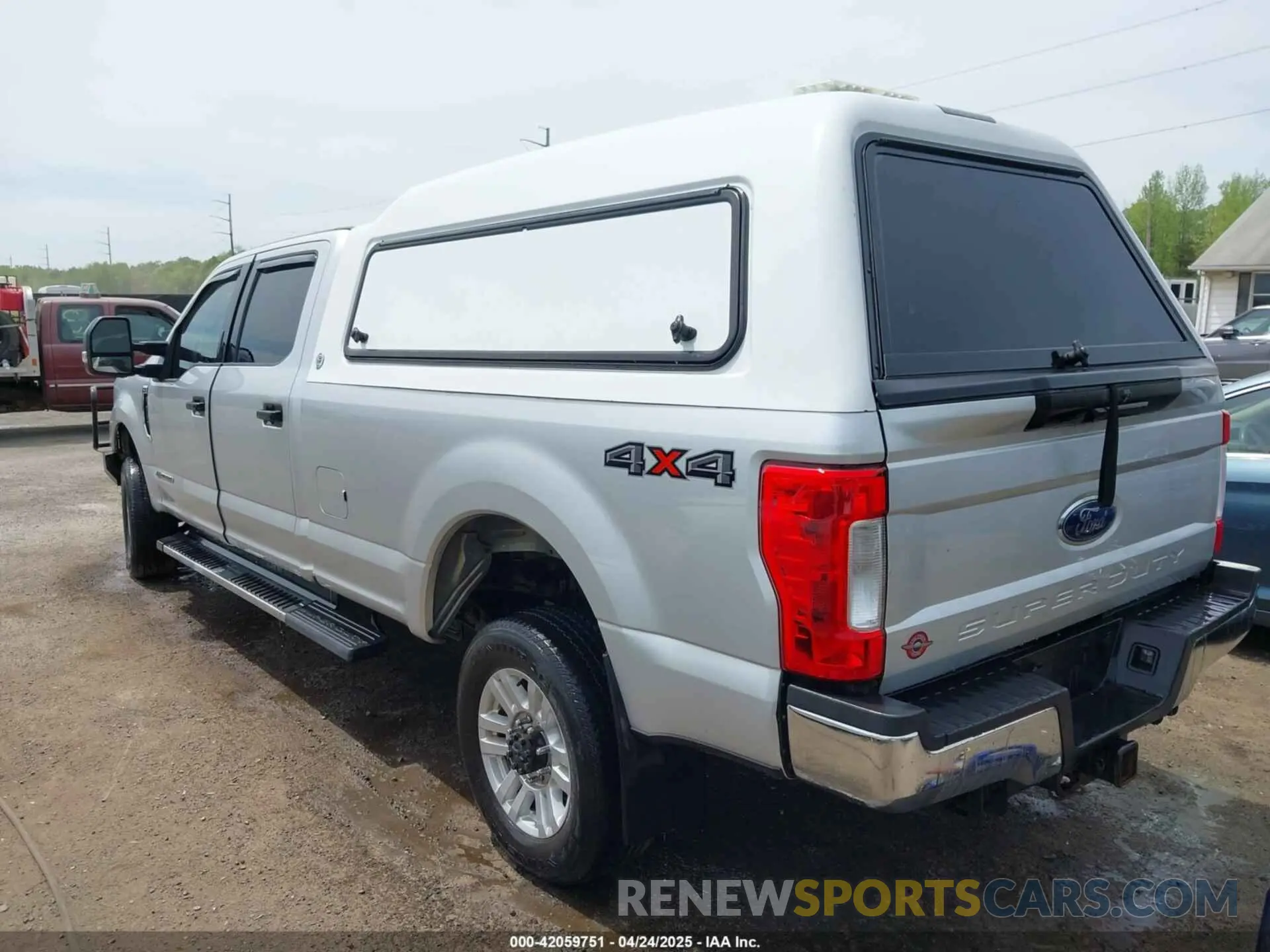 3 Фотография поврежденного автомобиля 1FT8W3BT0KEC40472 FORD F-350 2019