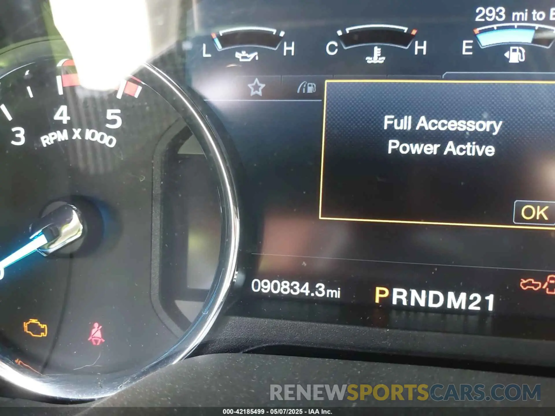 5 Photograph of a damaged car 1FT8W3BT4KED12919 FORD F-350 2019