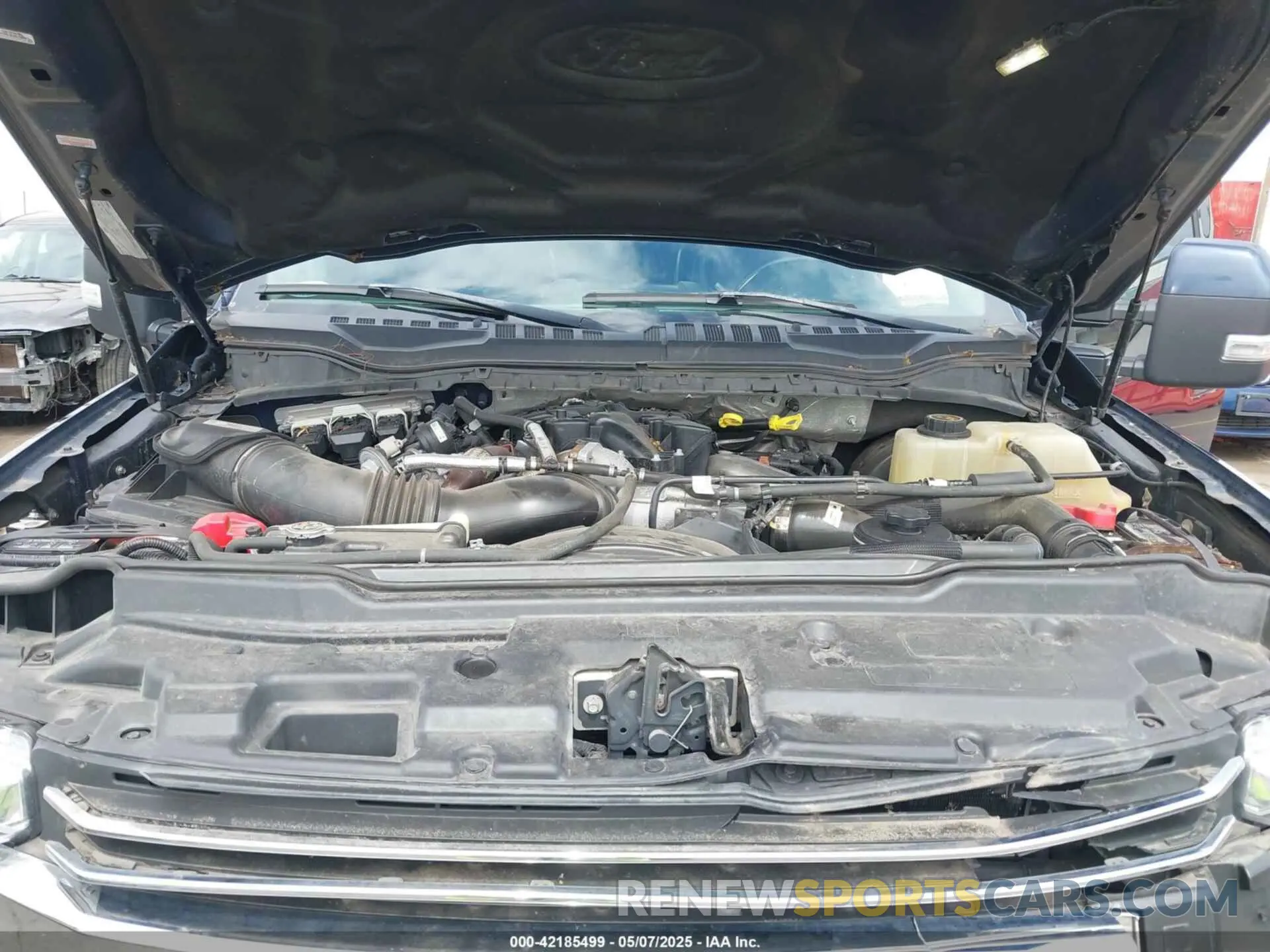 9 Photograph of a damaged car 1FT8W3BT4KED12919 FORD F-350 2019