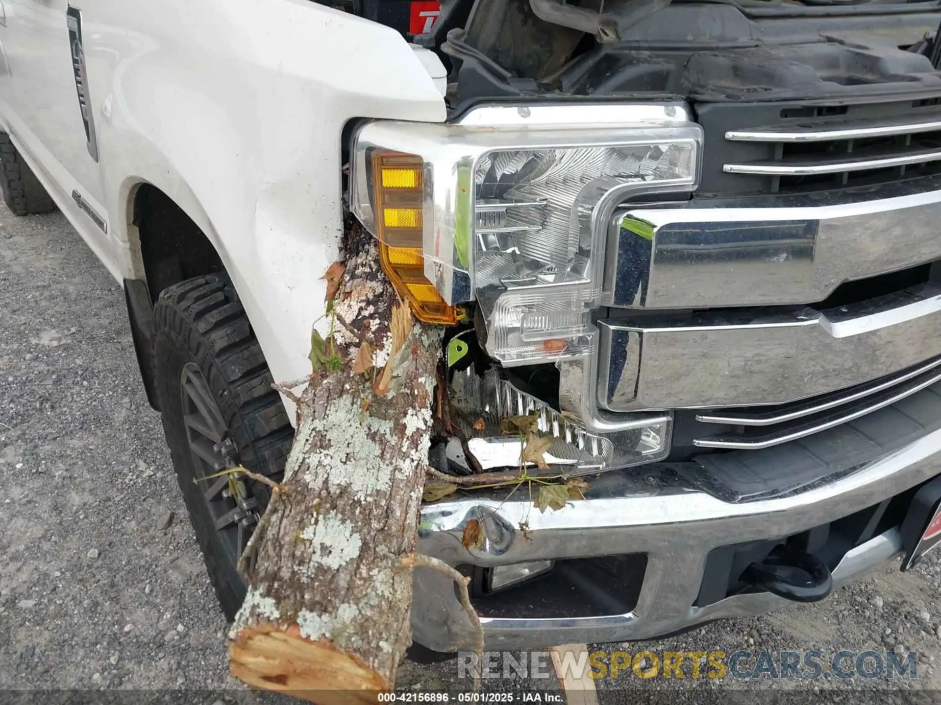 16 Фотография поврежденного автомобиля 1FT8W3BT5KEE17677 FORD F-350 2019