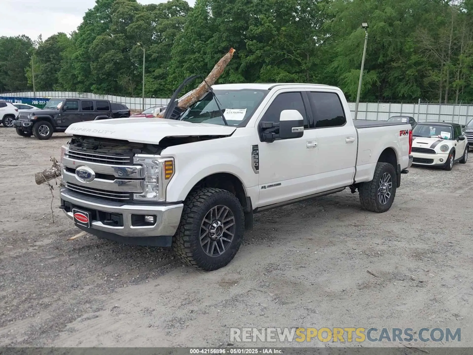 2 Фотография поврежденного автомобиля 1FT8W3BT5KEE17677 FORD F-350 2019