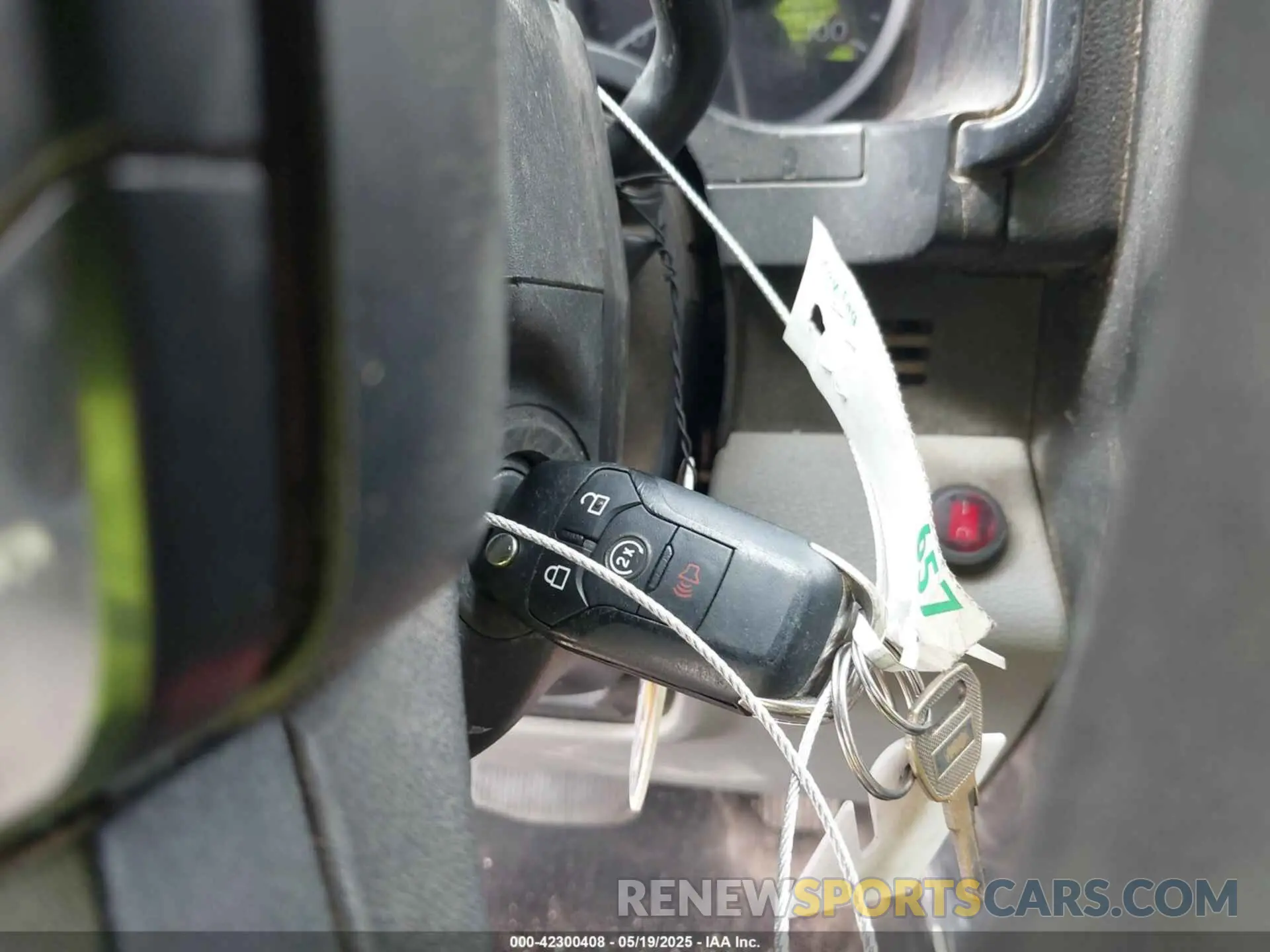 11 Photograph of a damaged car 1FT8W3BT5KEE66328 FORD F-350 2019