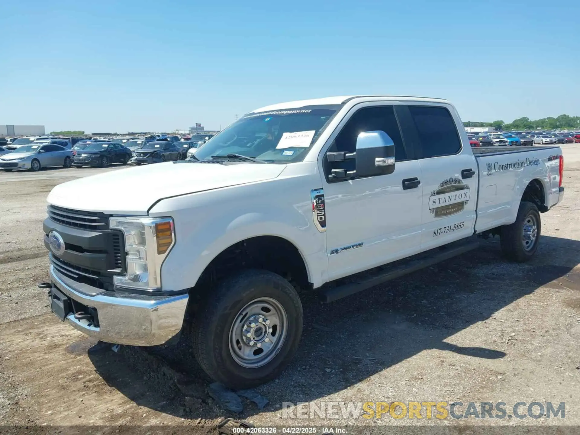 2 Photograph of a damaged car 1FT8W3BT5KEF01076 FORD F-350 2019
