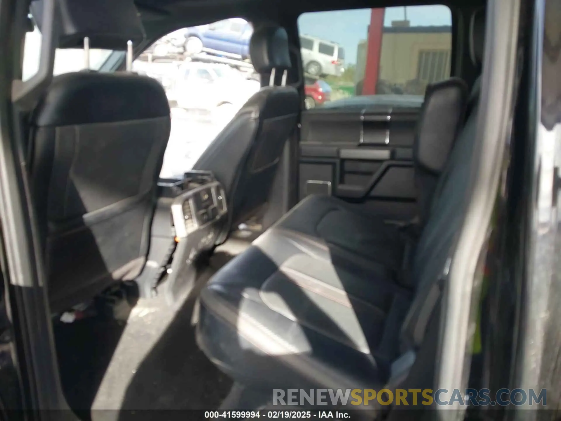 7 Фотография поврежденного автомобиля 1FT8W3BT6KEF09932 FORD F-350 2019