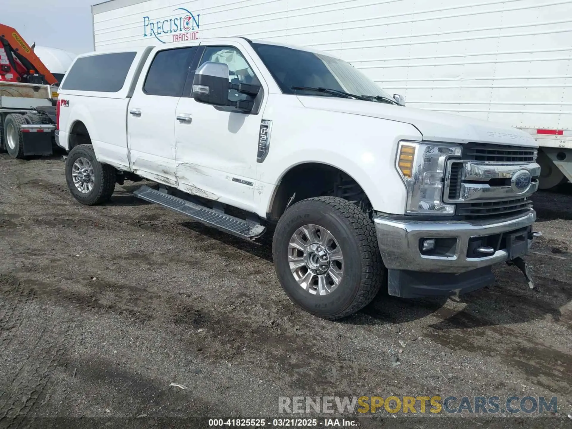 1 Фотография поврежденного автомобиля 1FT8W3BT8KEF13299 FORD F-350 2019
