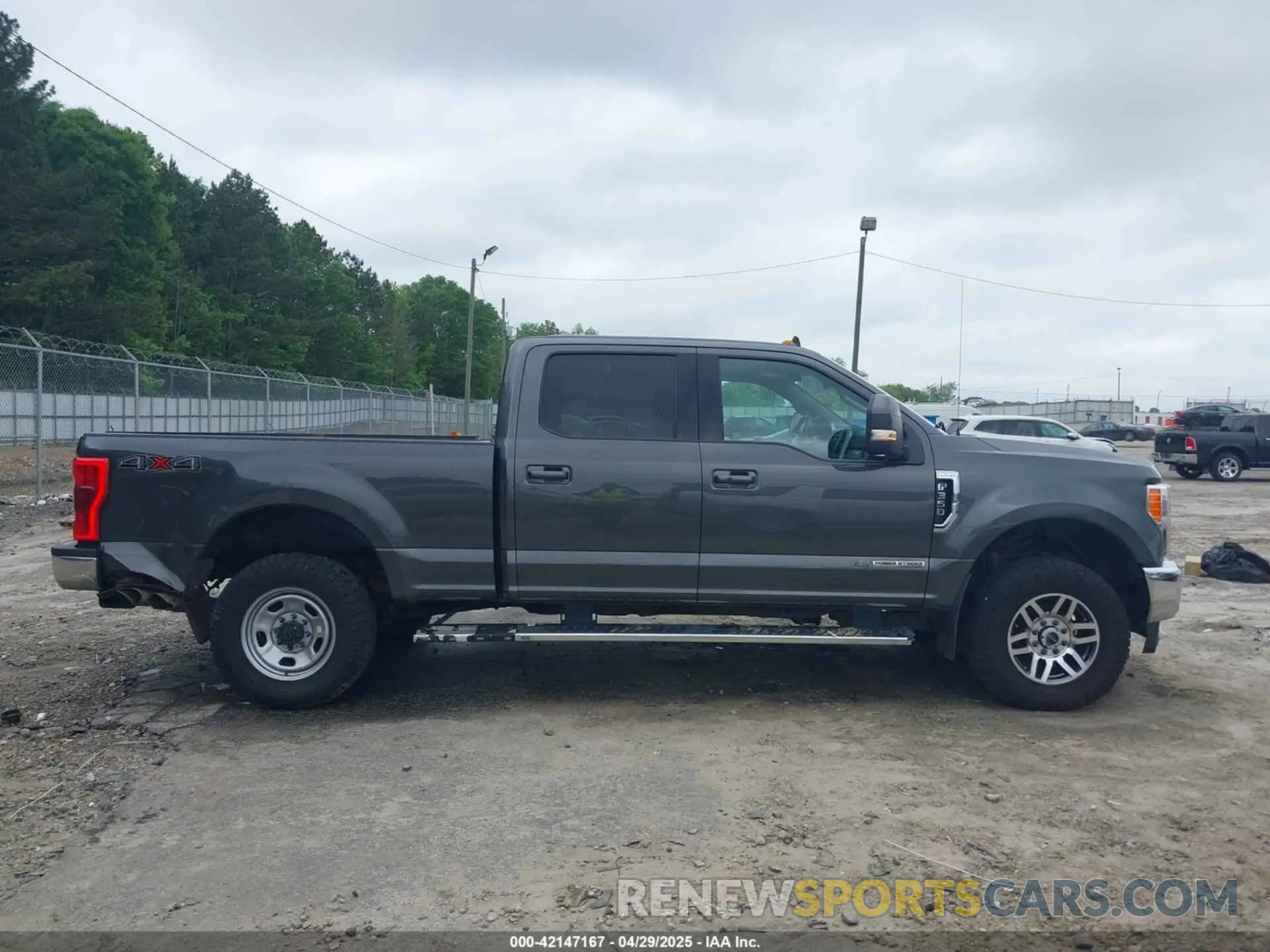 14 Фотография поврежденного автомобиля 1FT8W3BT9KED81136 FORD F-350 2019