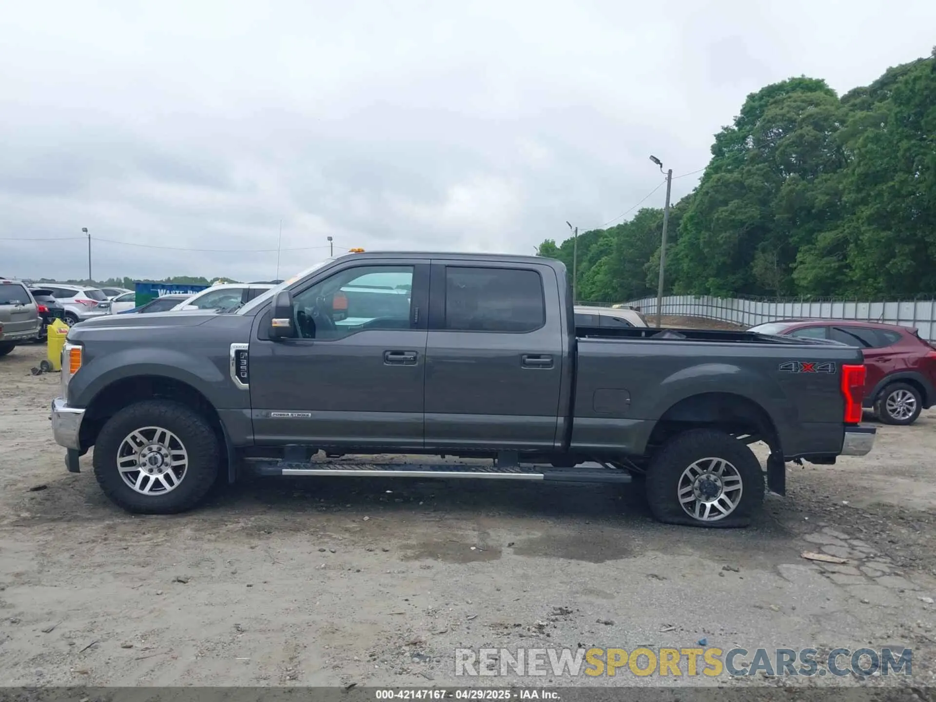15 Фотография поврежденного автомобиля 1FT8W3BT9KED81136 FORD F-350 2019