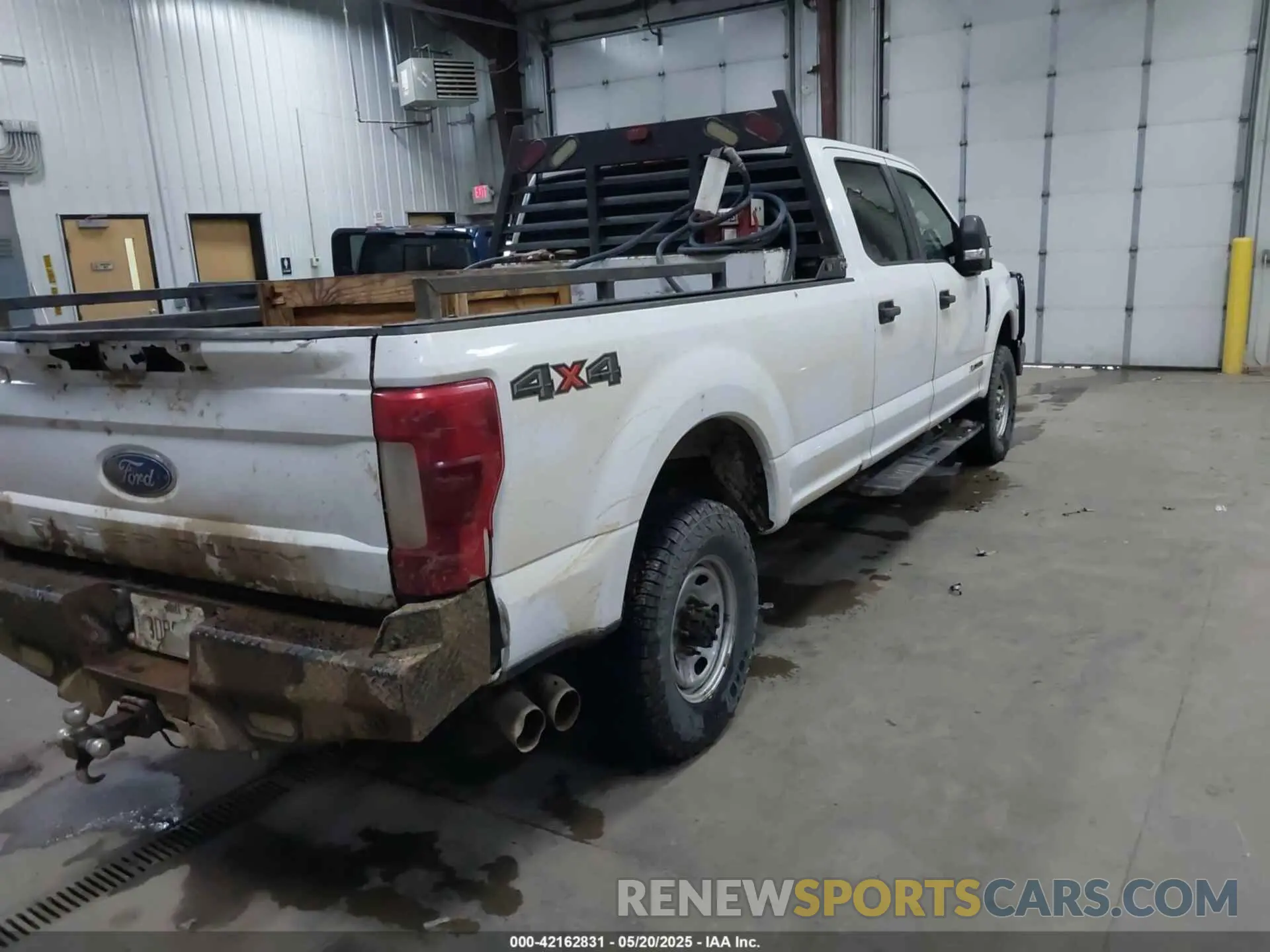 4 Фотография поврежденного автомобиля 1FT8W3BT9KEE59611 FORD F-350 2019
