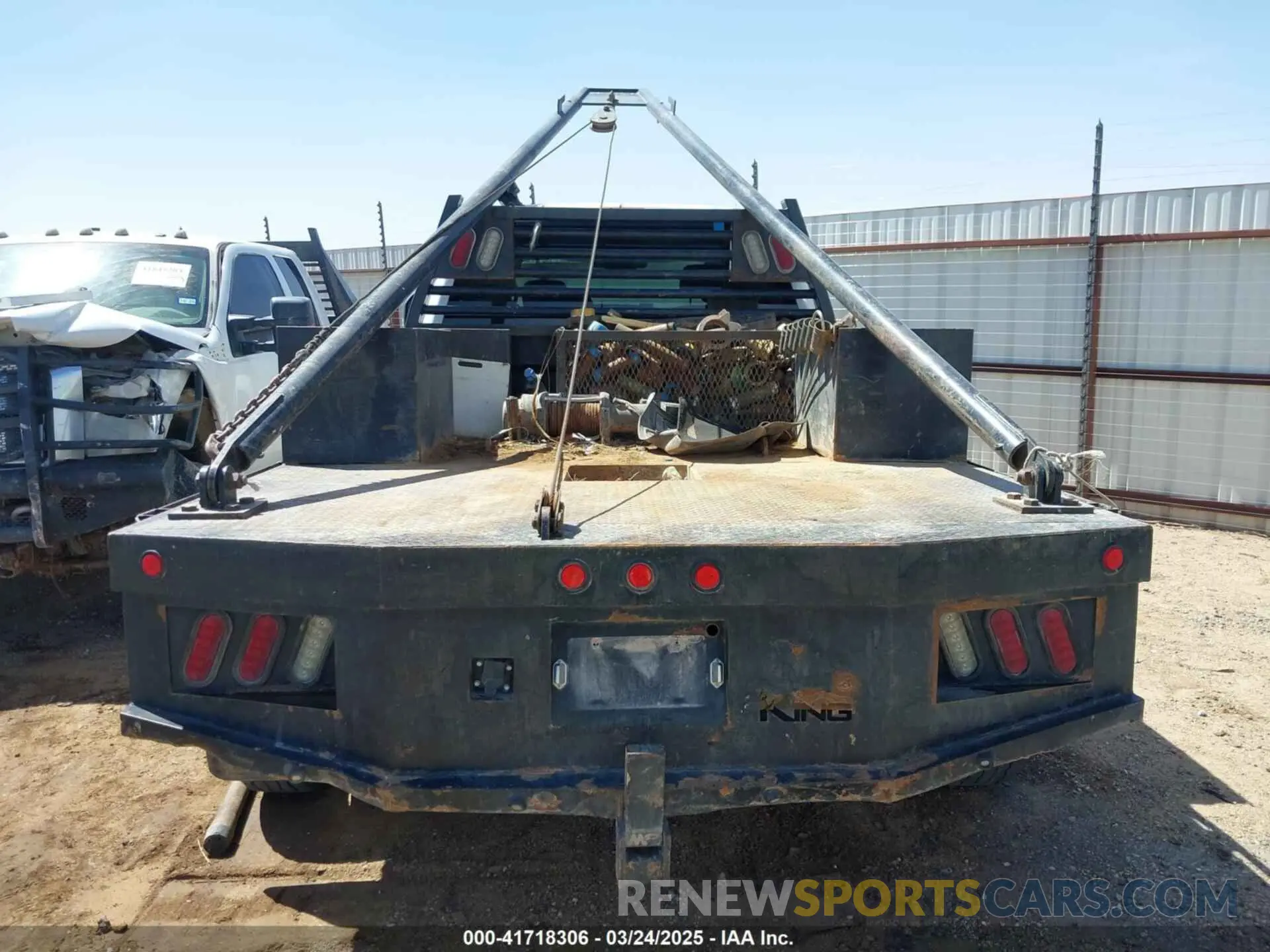 16 Photograph of a damaged car 1FT8W3DT3KEG03246 FORD F-350 2019