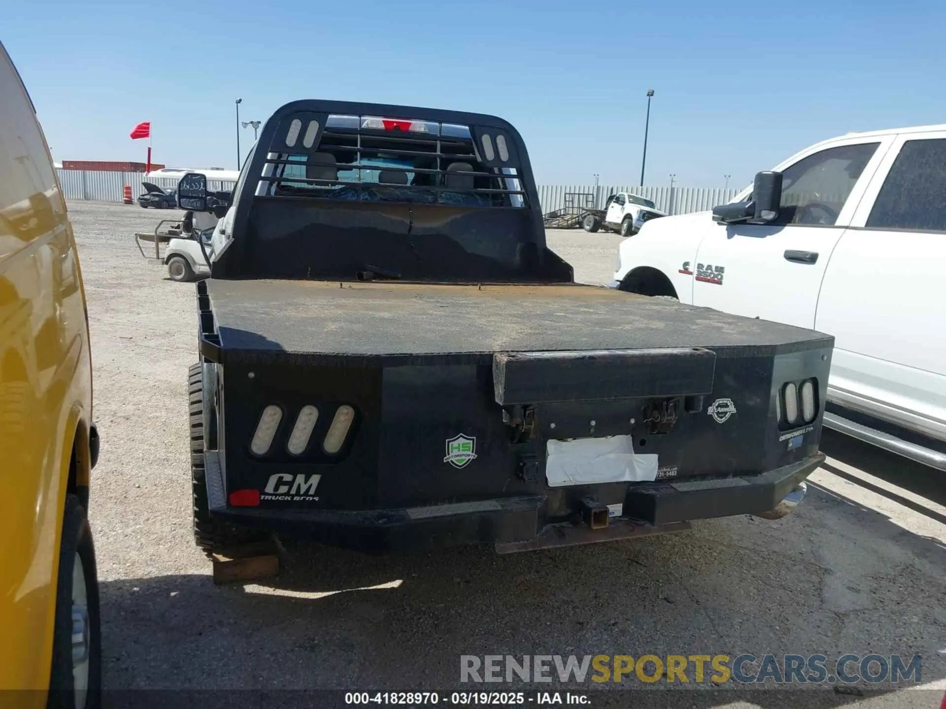3 Photograph of a damaged car 1FT8W3DT5KEF39307 FORD F-350 2019