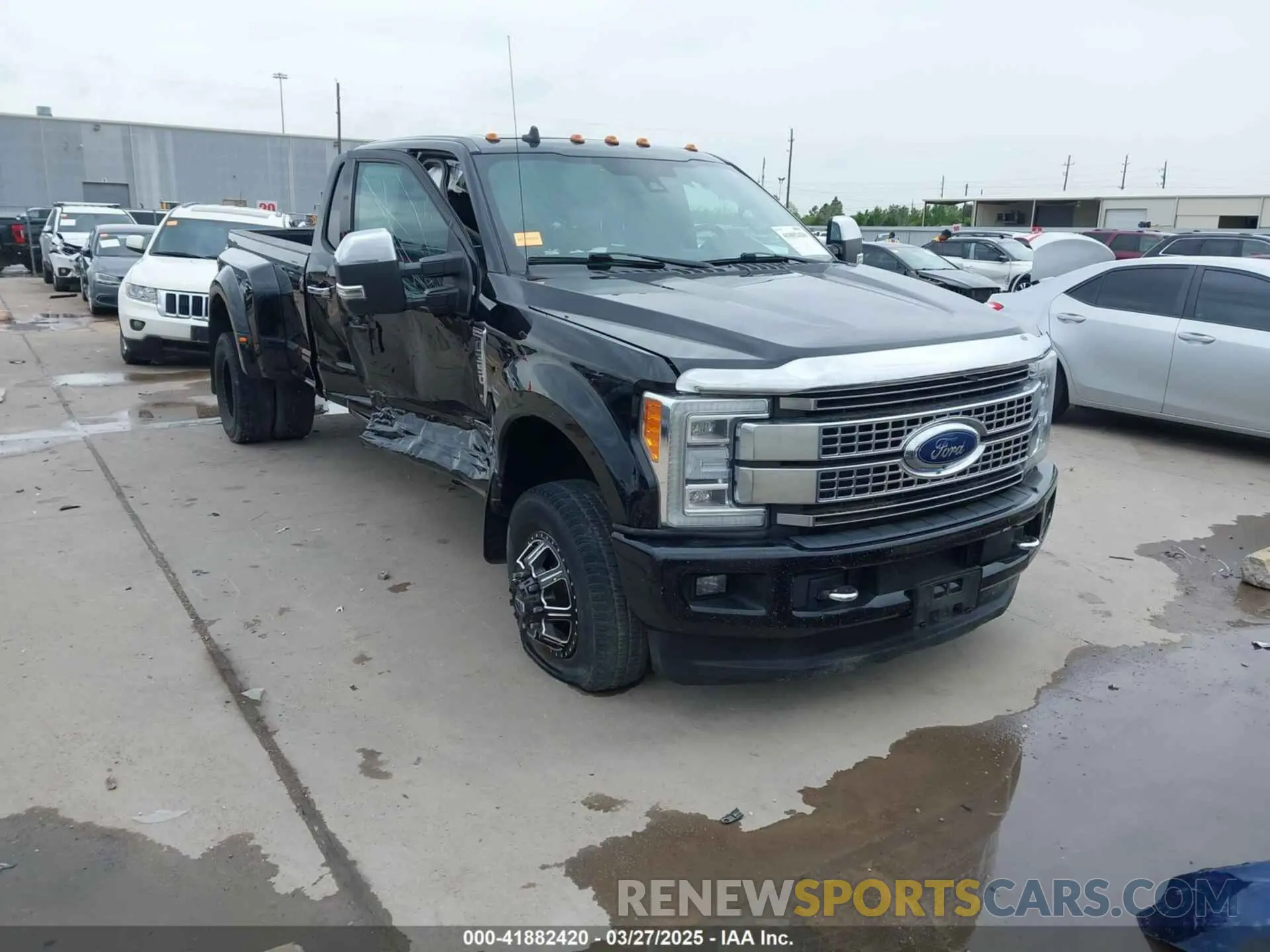 1 Фотография поврежденного автомобиля 1FT8W3DT6KEE20312 FORD F-350 2019