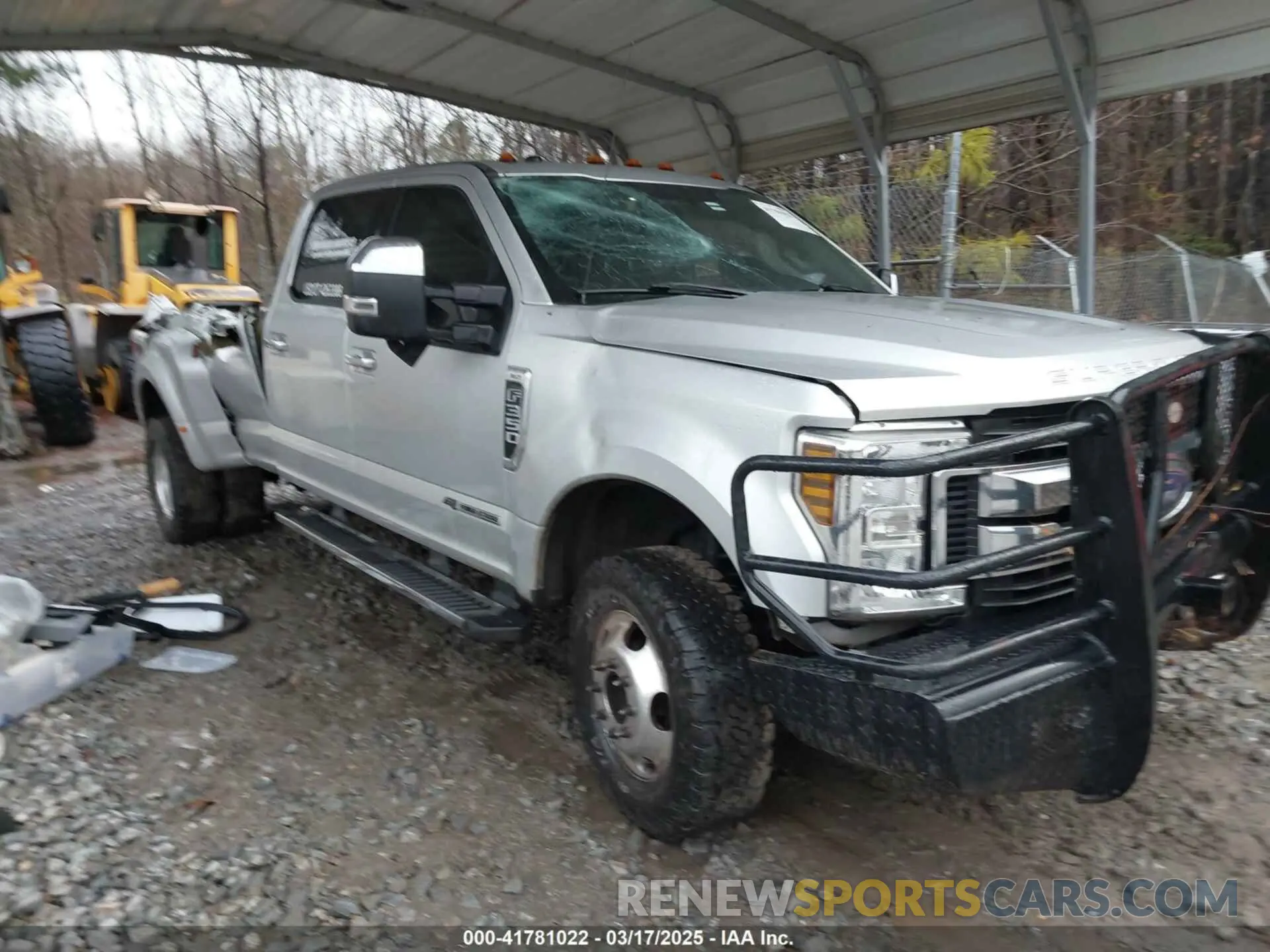 1 Photograph of a damaged car 1FT8W3DT9KEG72684 FORD F-350 2019