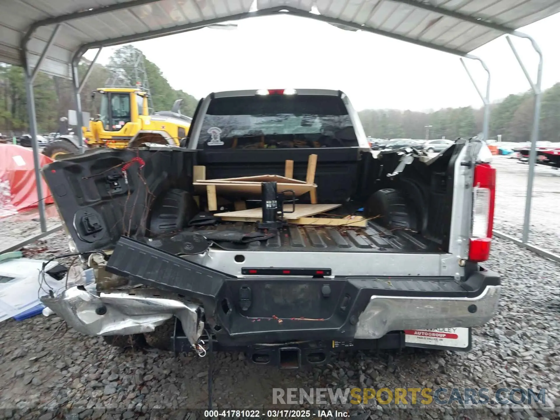 14 Photograph of a damaged car 1FT8W3DT9KEG72684 FORD F-350 2019