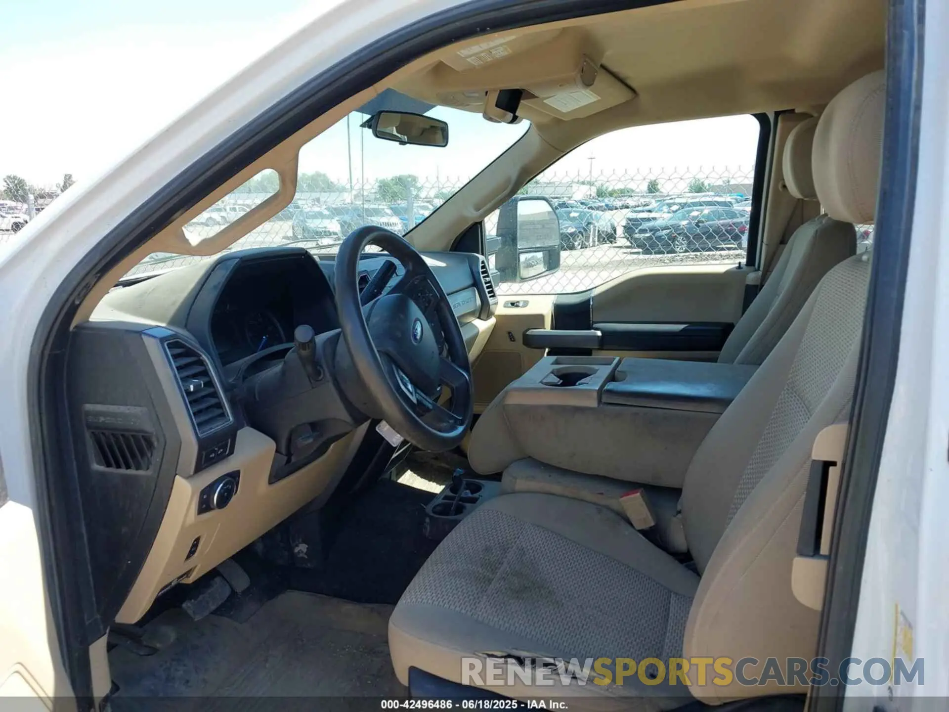 7 Photograph of a damaged car 1FT8X3BT0KED71186 FORD F-350 2019
