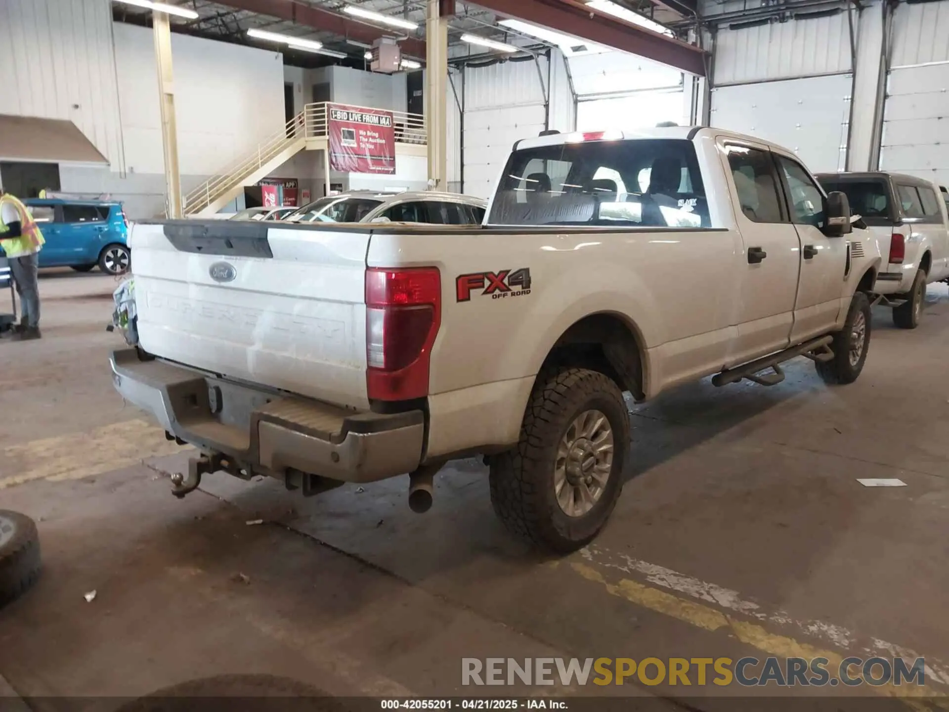 4 Фотография поврежденного автомобиля 1FT8W3B6XLEC94325 FORD F-350 2020