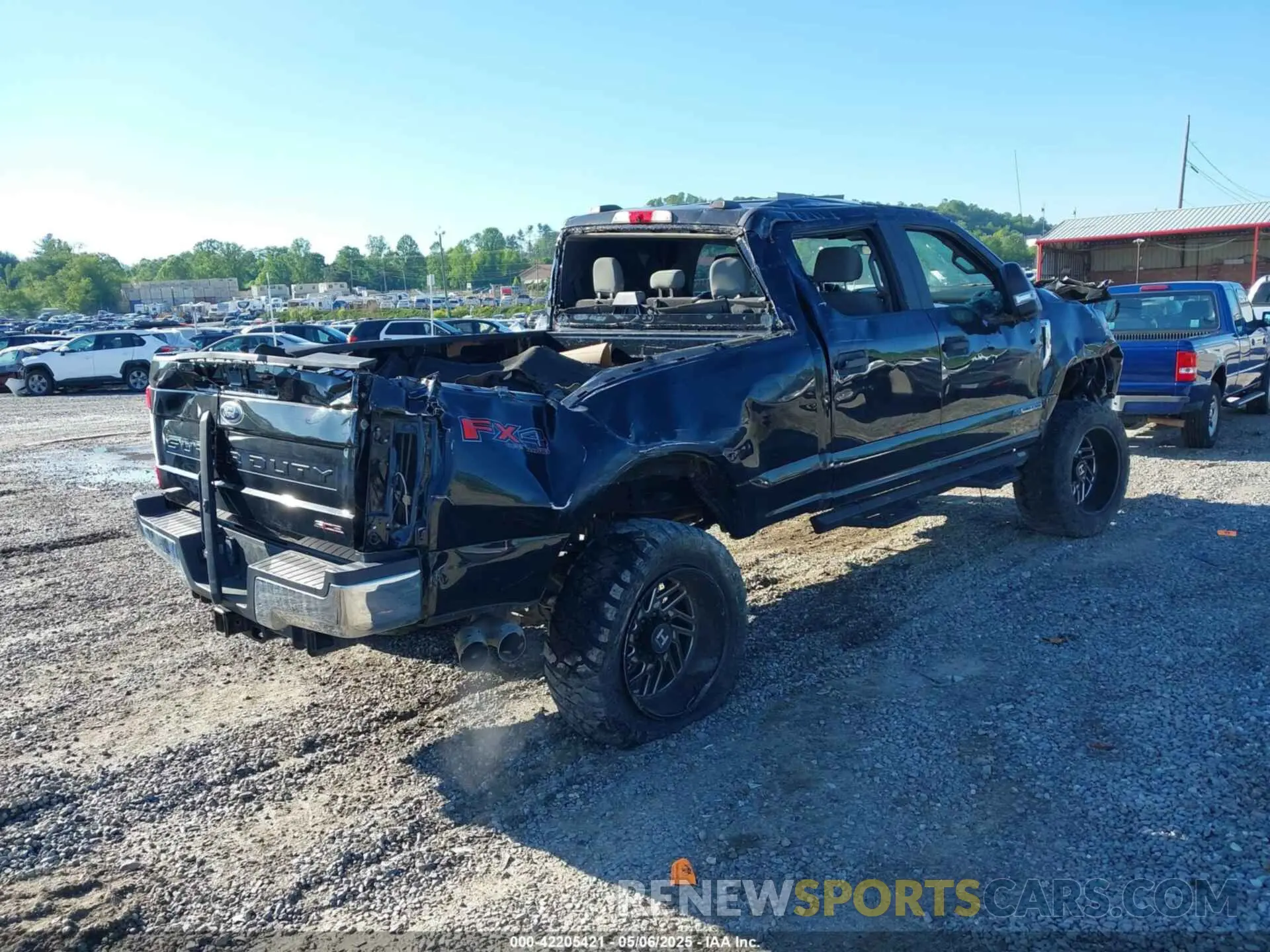 4 Фотография поврежденного автомобиля 1FT8W3BT1LEC61428 FORD F-350 2020
