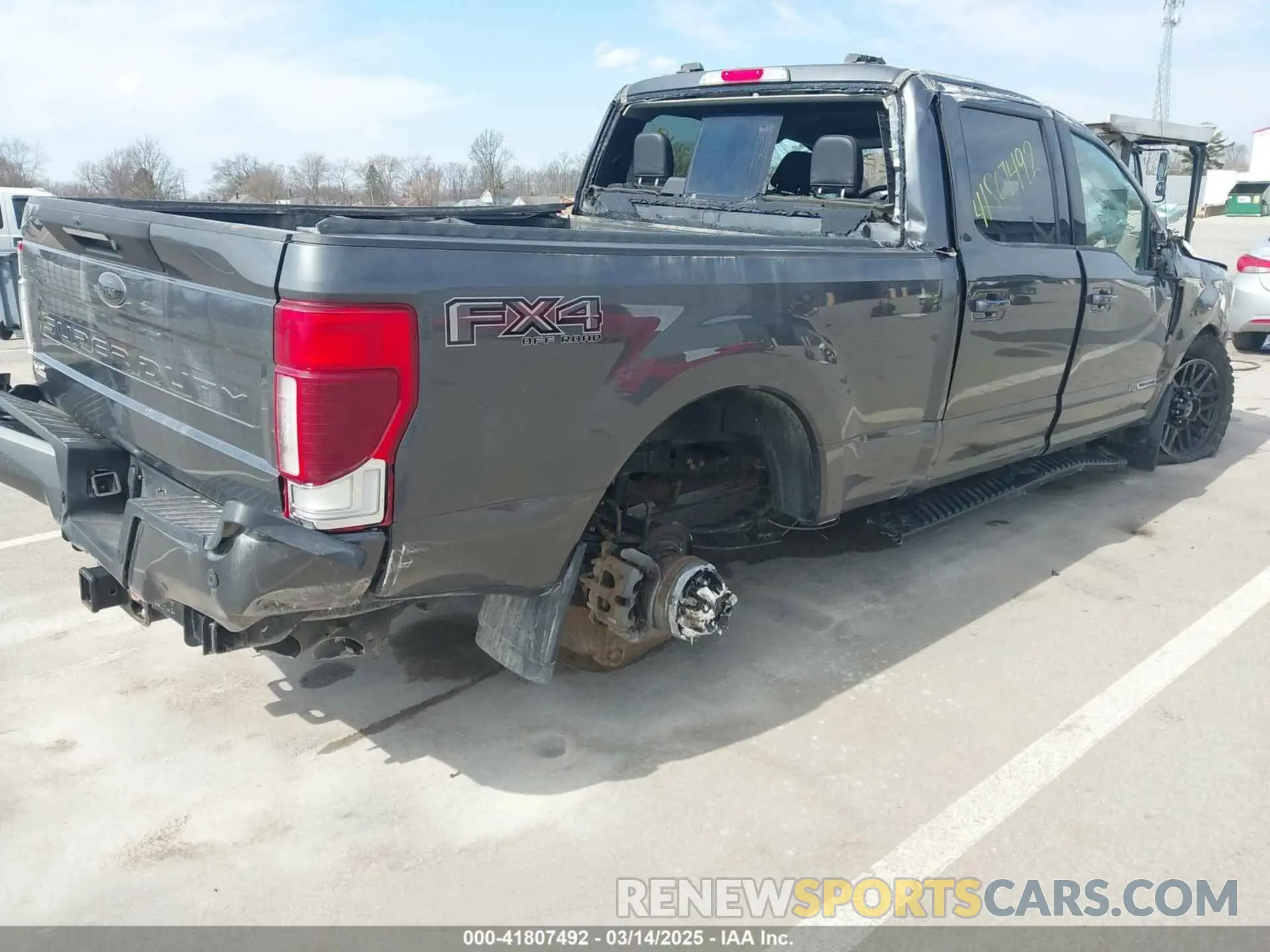 17 Фотография поврежденного автомобиля 1FT8W3BT9LED58165 FORD F-350 2020