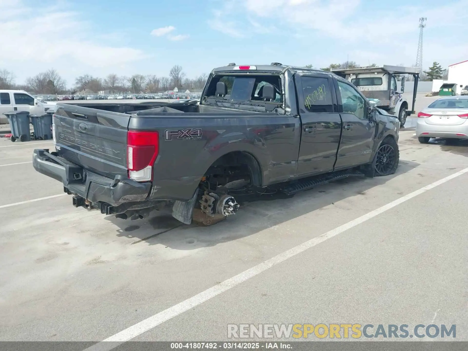 4 Фотография поврежденного автомобиля 1FT8W3BT9LED58165 FORD F-350 2020