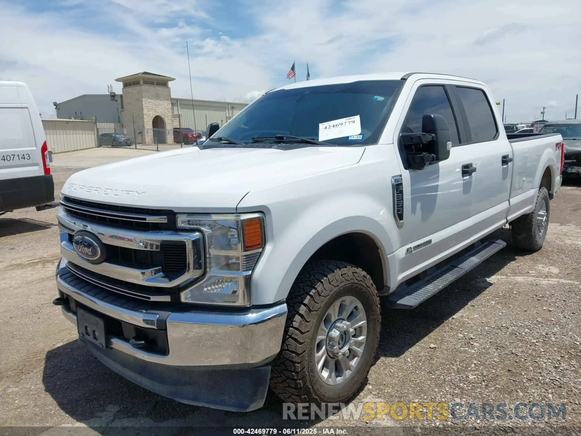 11 Фотография поврежденного автомобиля 1FT8W3BTXLEE84972 FORD F-350 2020