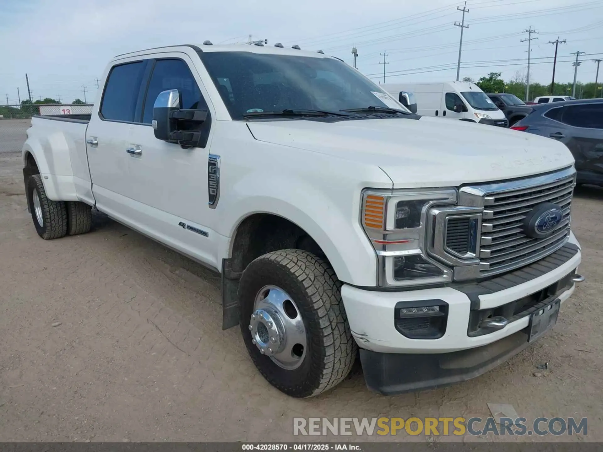 1 Фотография поврежденного автомобиля 1FT8W3DT2LEE94604 FORD F-350 2020