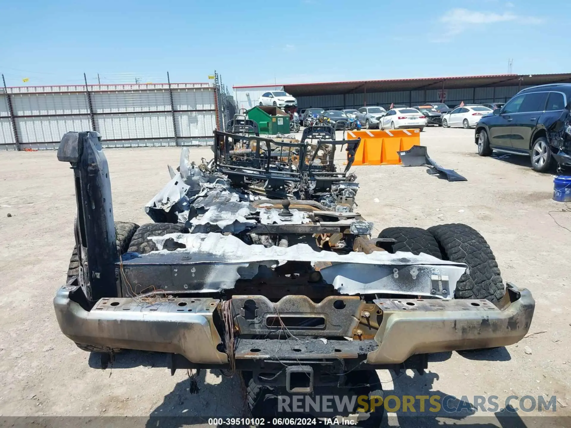 8 Фотография поврежденного автомобиля 1FT8W3DT3LEE05476 FORD F-350 2020