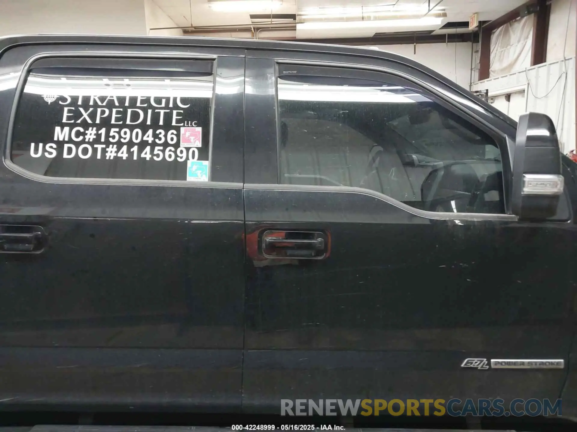 13 Photograph of a damaged car 1FT8W3DT4LED48205 FORD F-350 2020