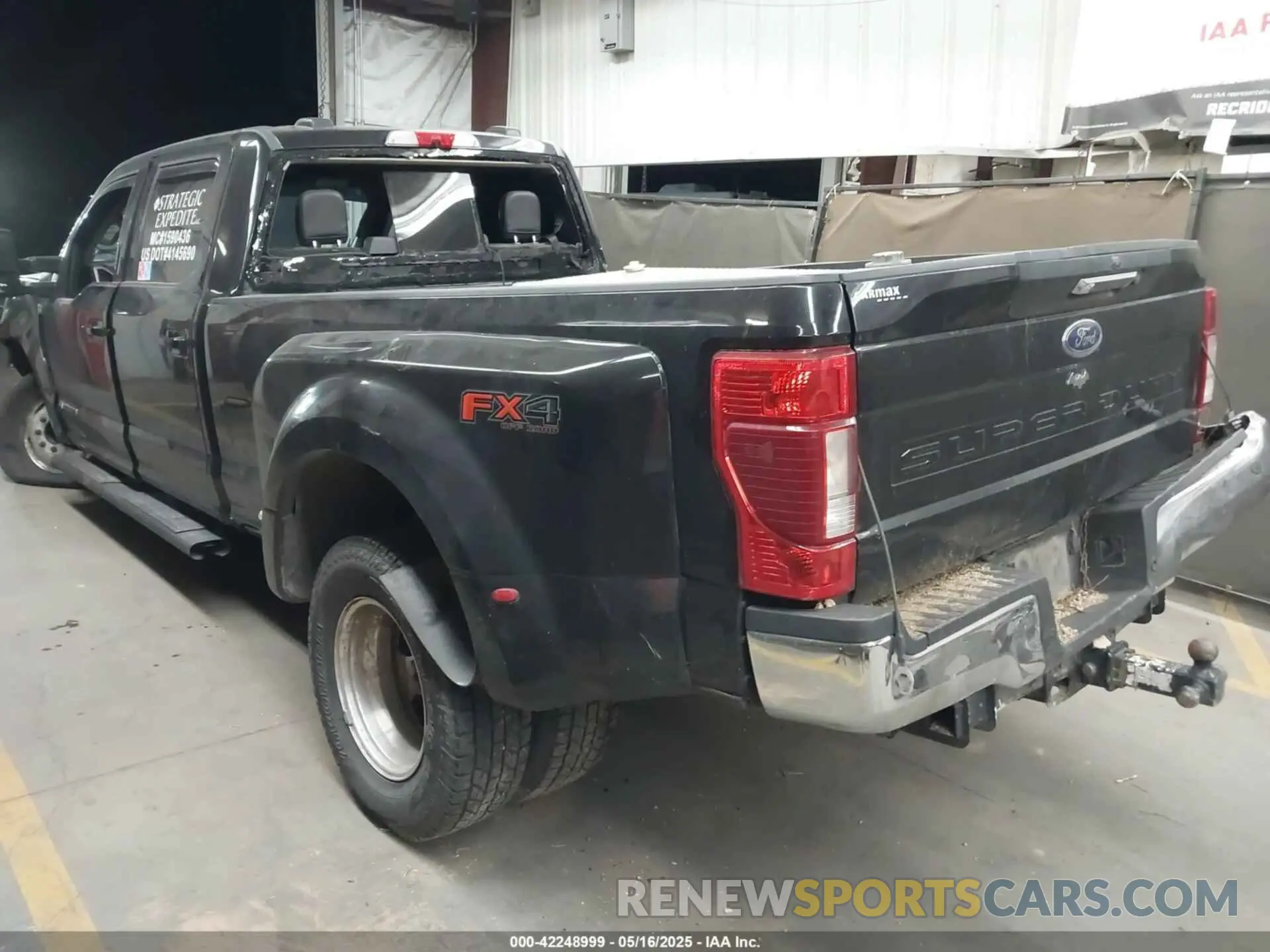 3 Photograph of a damaged car 1FT8W3DT4LED48205 FORD F-350 2020