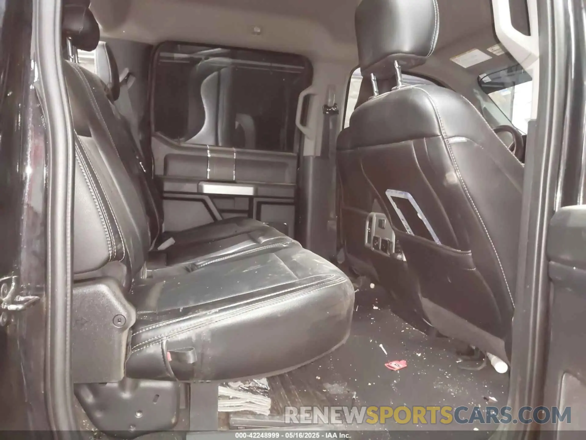 8 Photograph of a damaged car 1FT8W3DT4LED48205 FORD F-350 2020