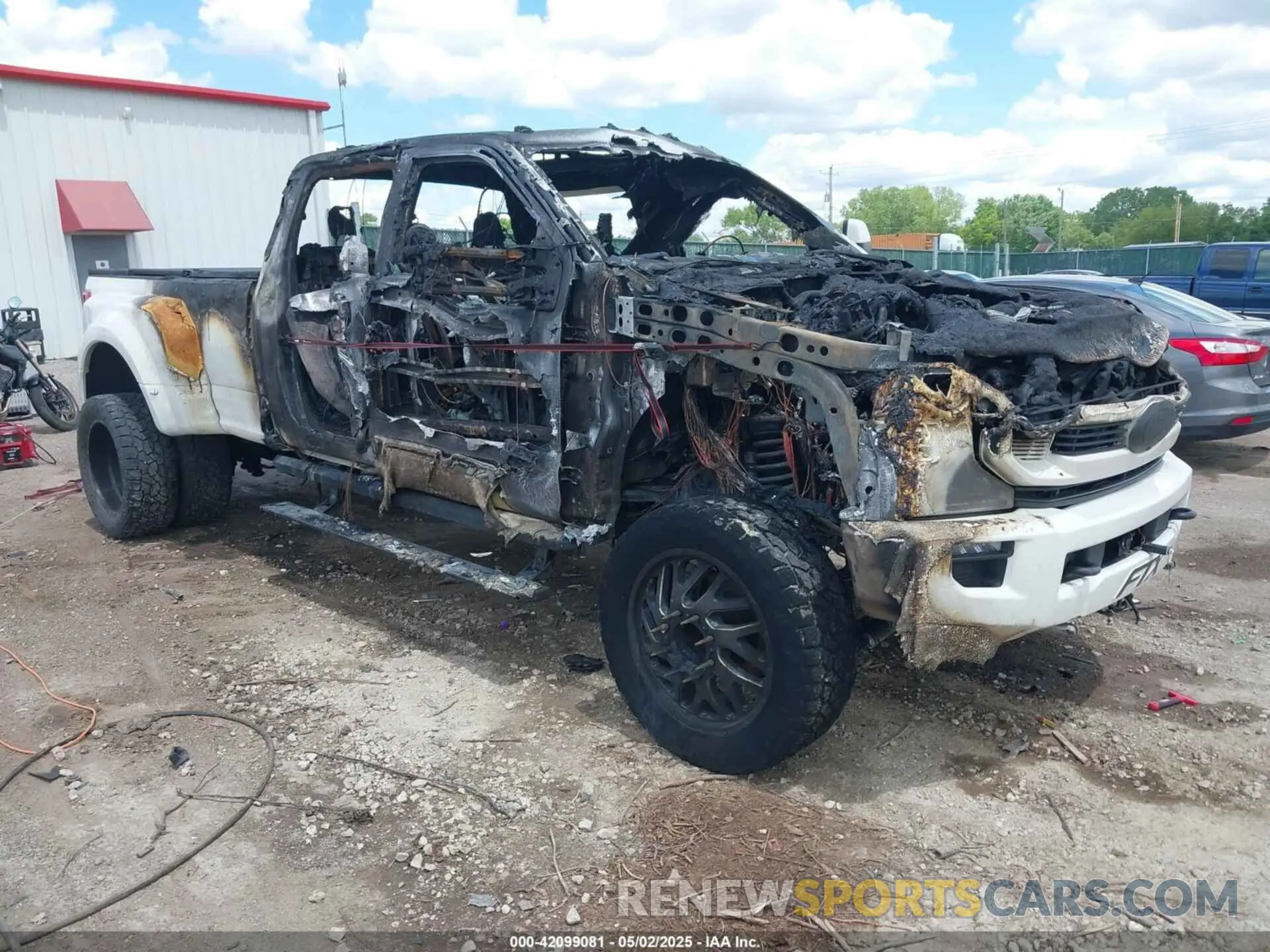 2 Фотография поврежденного автомобиля 1FT8W3DT8LED13473 FORD F-350 2020