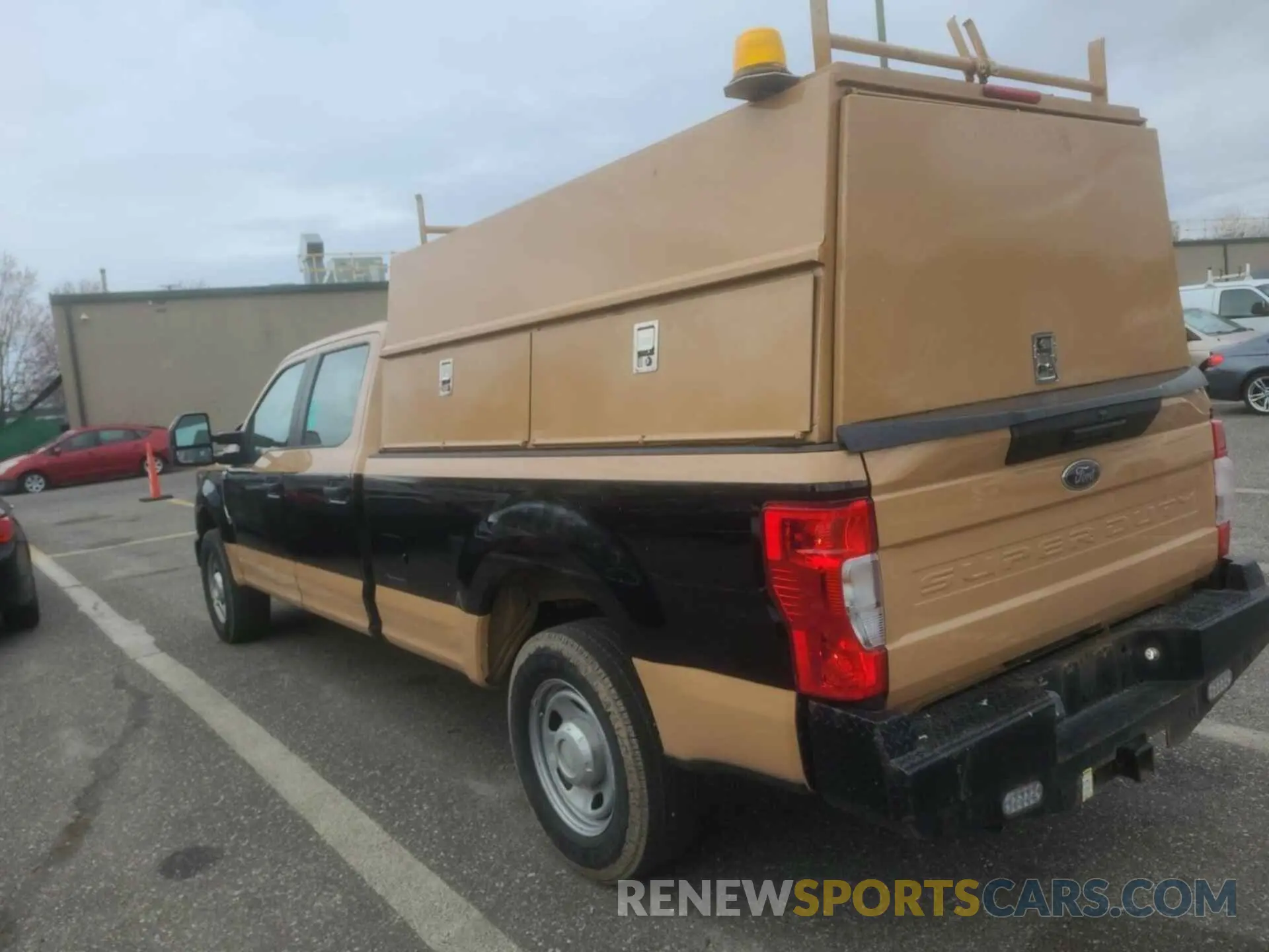 28 Фотография поврежденного автомобиля 1FT8W3A60MEC91999 FORD F-350 2021