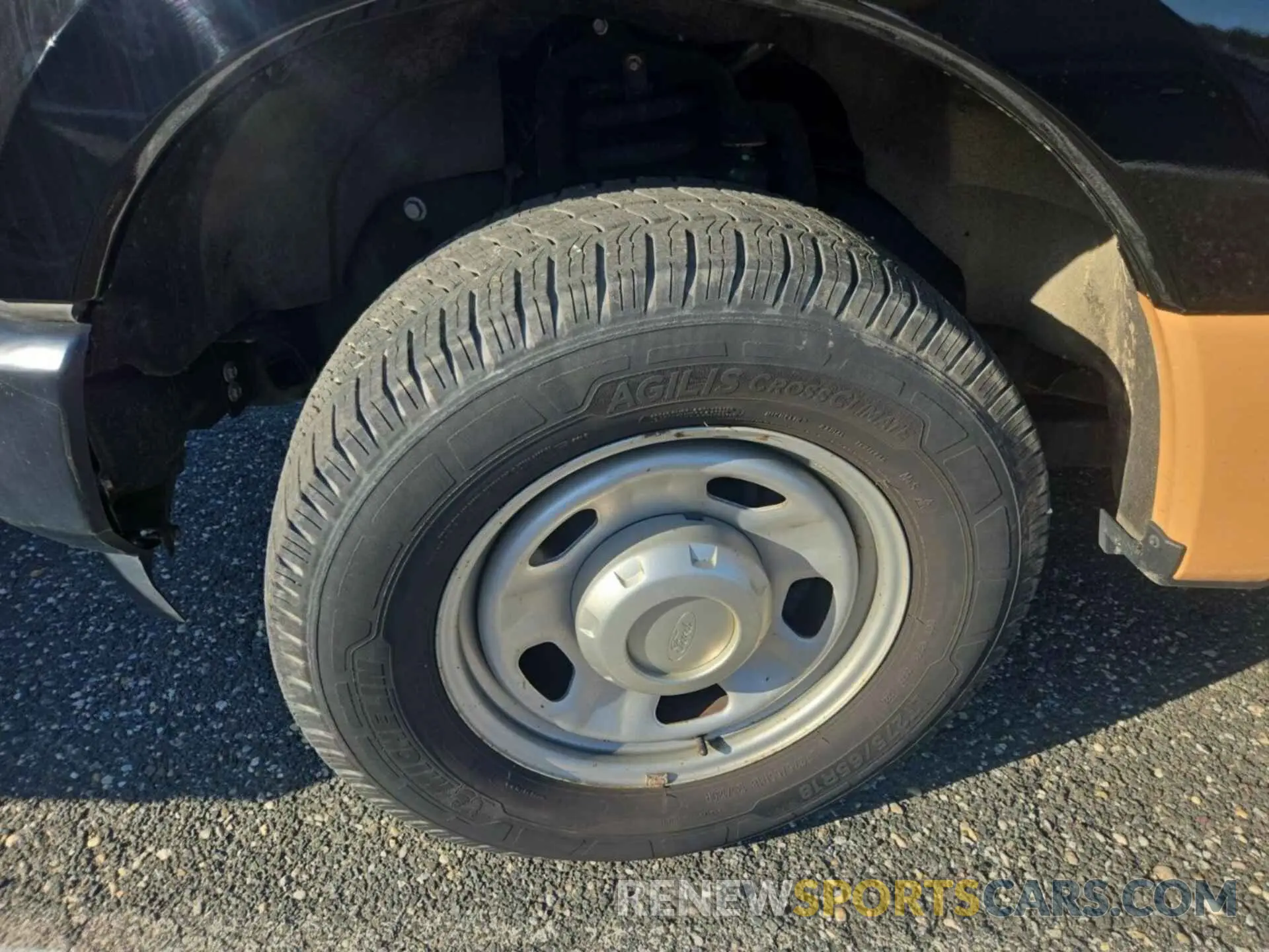 43 Фотография поврежденного автомобиля 1FT8W3A60MEC91999 FORD F-350 2021