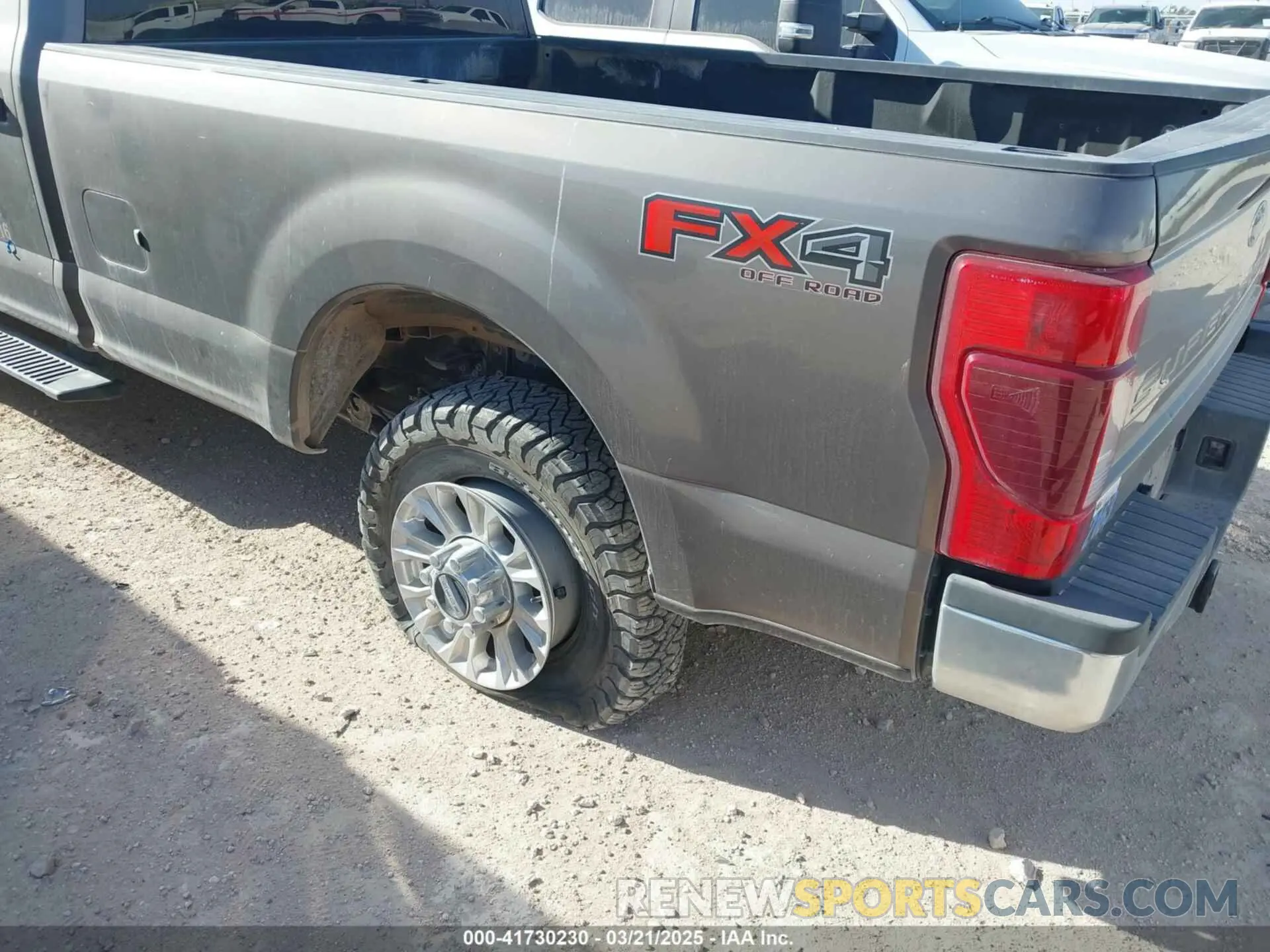 11 Photograph of a damaged car 1FT8W3BT0MEC54827 FORD F-350 2021