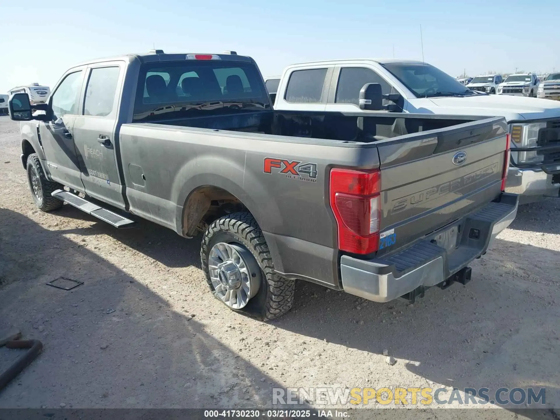 3 Photograph of a damaged car 1FT8W3BT0MEC54827 FORD F-350 2021