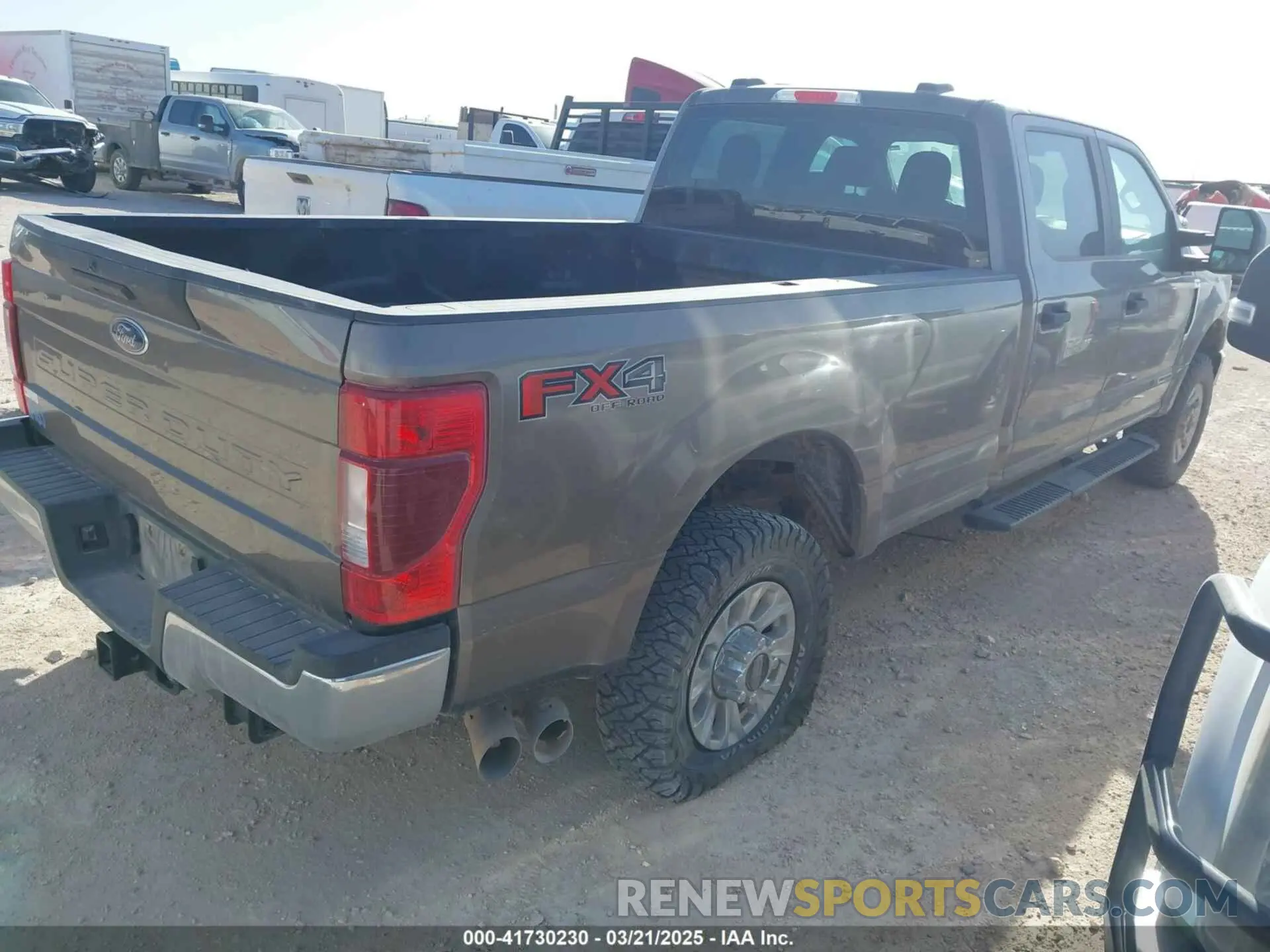4 Photograph of a damaged car 1FT8W3BT0MEC54827 FORD F-350 2021
