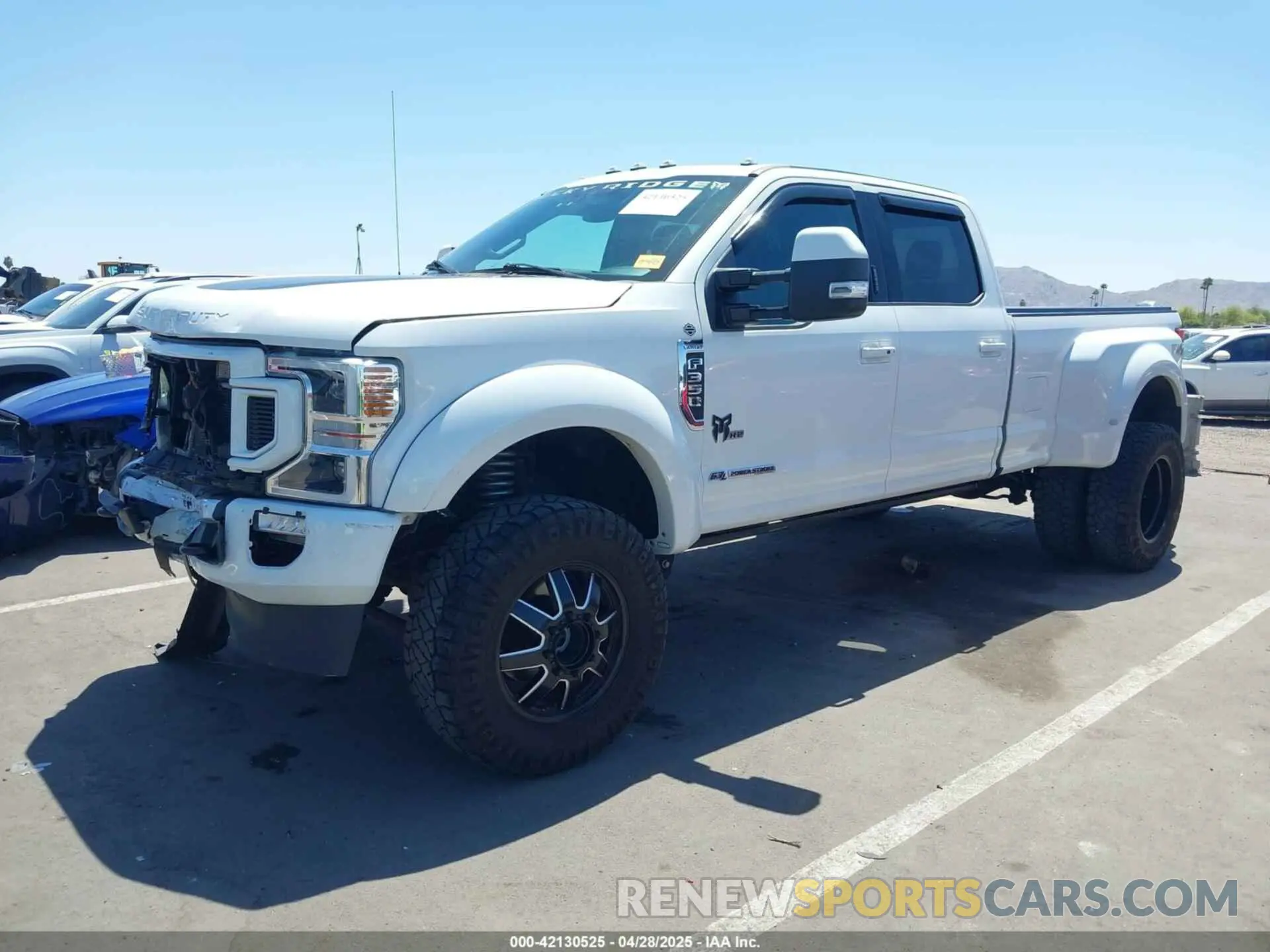 2 Фотография поврежденного автомобиля 1FT8W3DT2MED11140 FORD F-350 2021