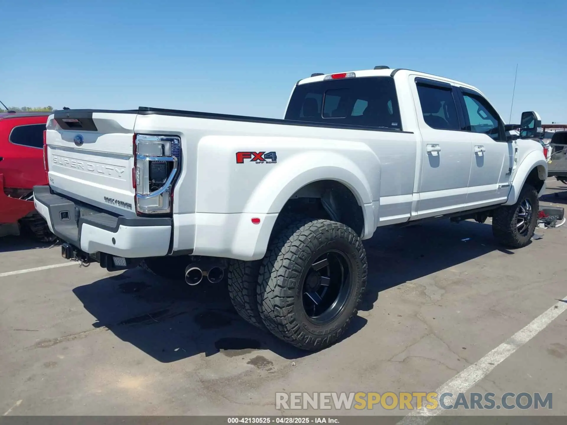 4 Фотография поврежденного автомобиля 1FT8W3DT2MED11140 FORD F-350 2021