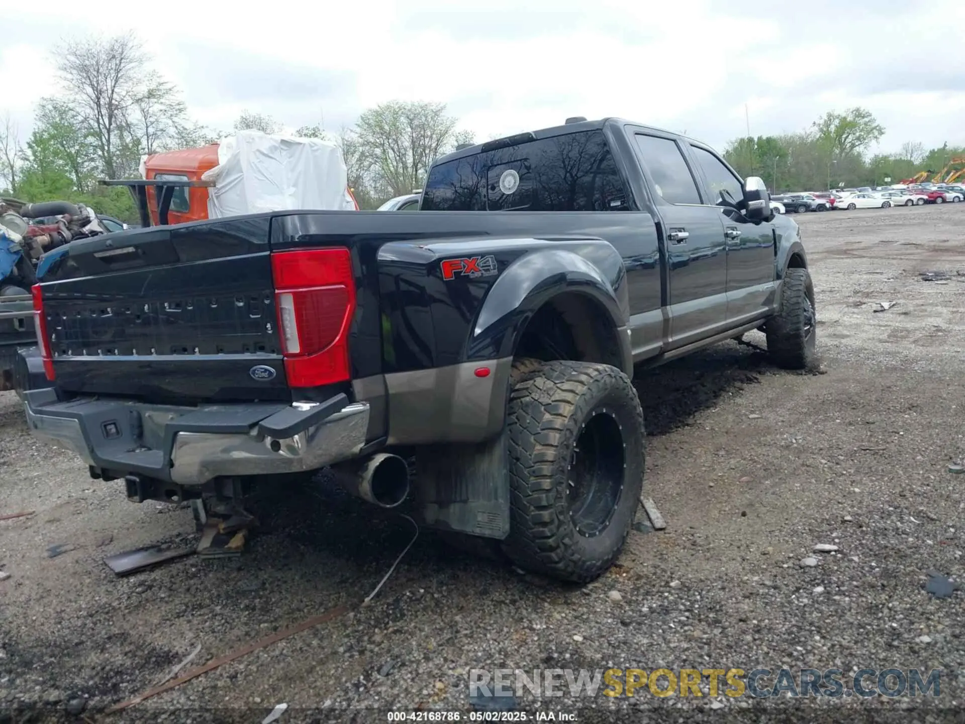 4 Photograph of a damaged car 1FT8W3DT4MEC25568 FORD F-350 2021