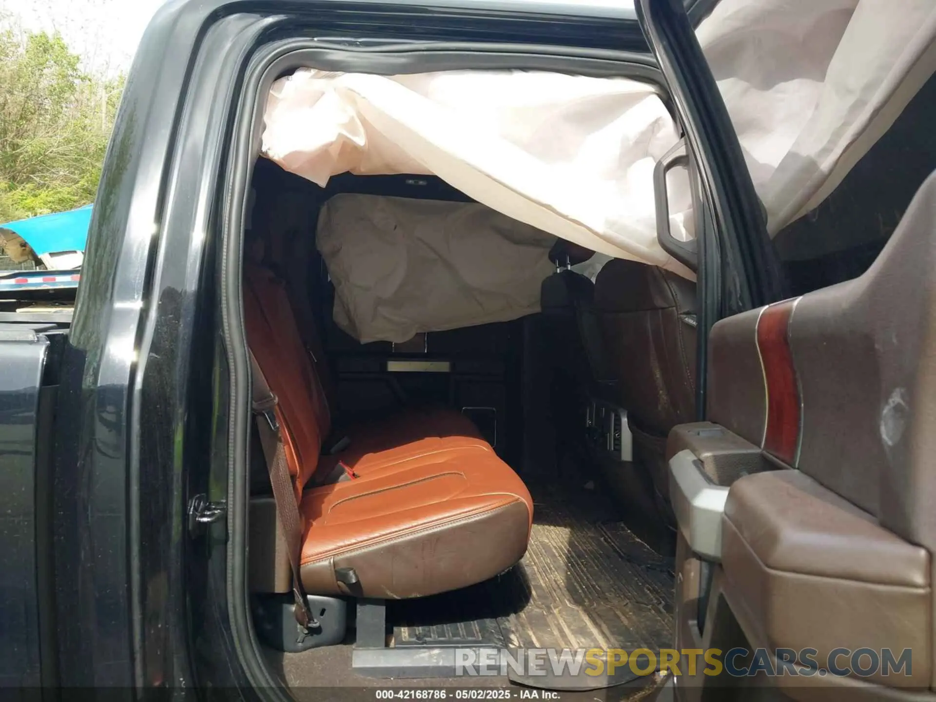 7 Photograph of a damaged car 1FT8W3DT4MEC25568 FORD F-350 2021