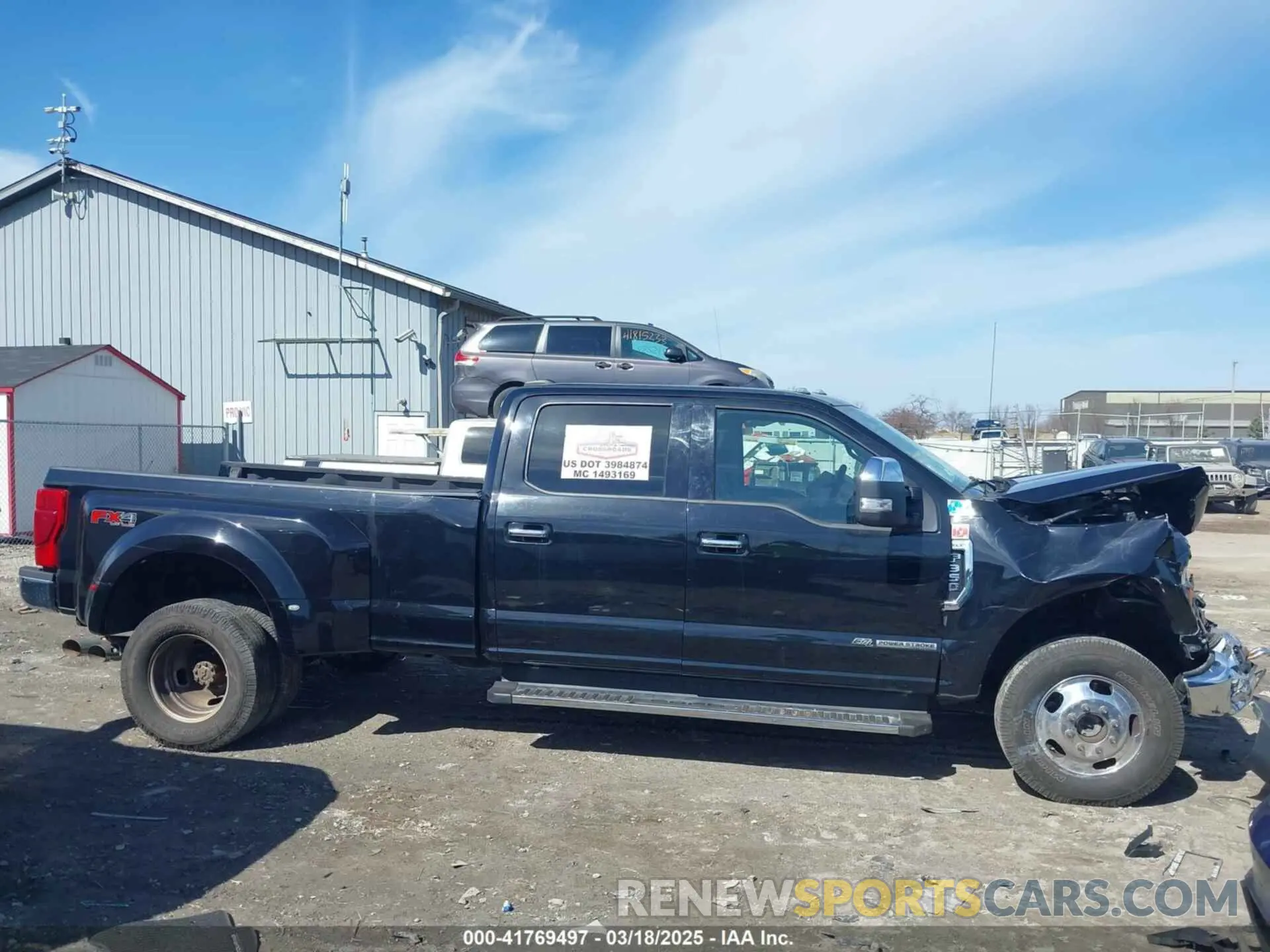 13 Фотография поврежденного автомобиля 1FT8W3DT5MEC60295 FORD F-350 2021
