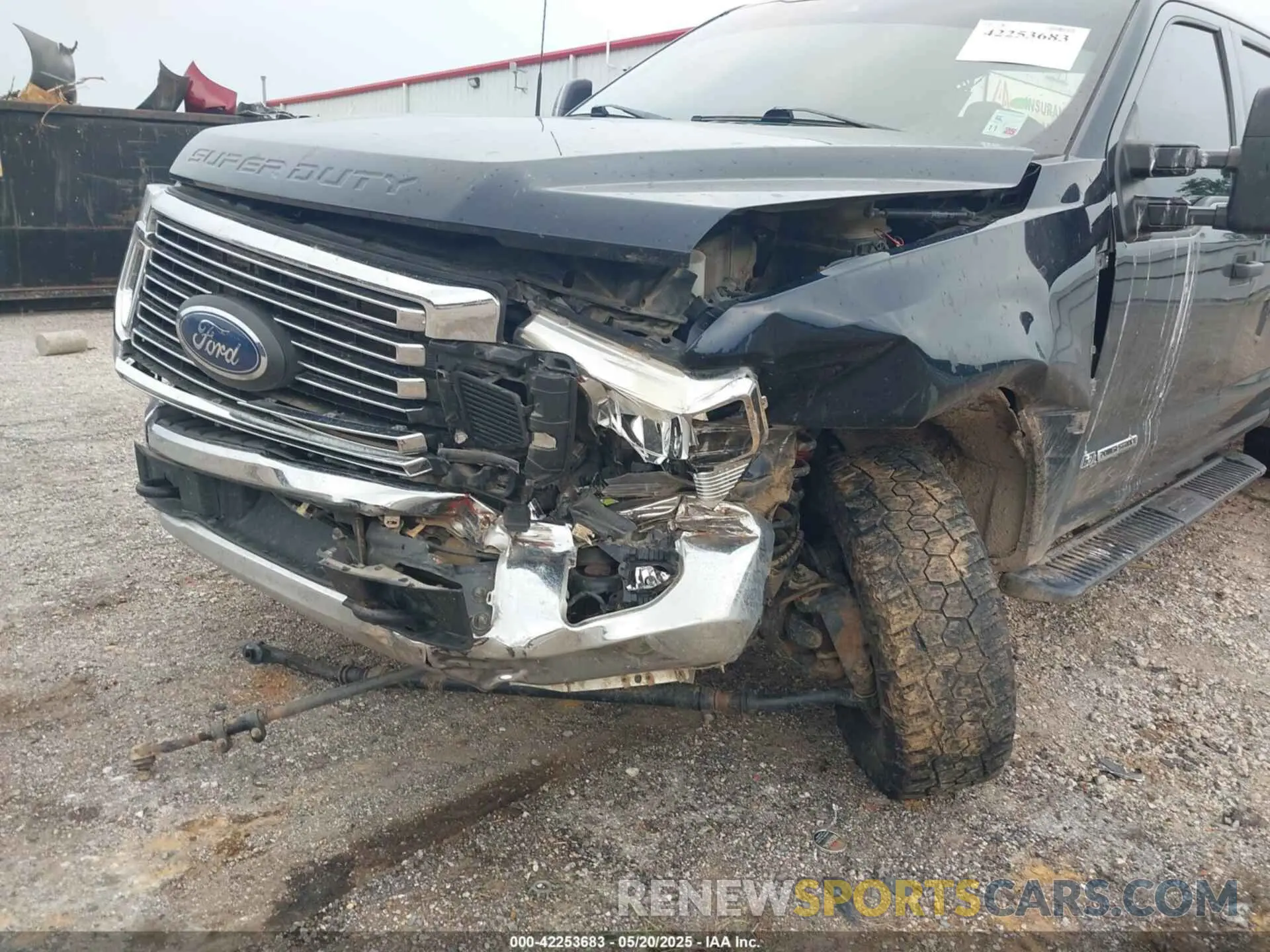24 Photograph of a damaged car 1FT8W3DT9MED19123 FORD F-350 2021