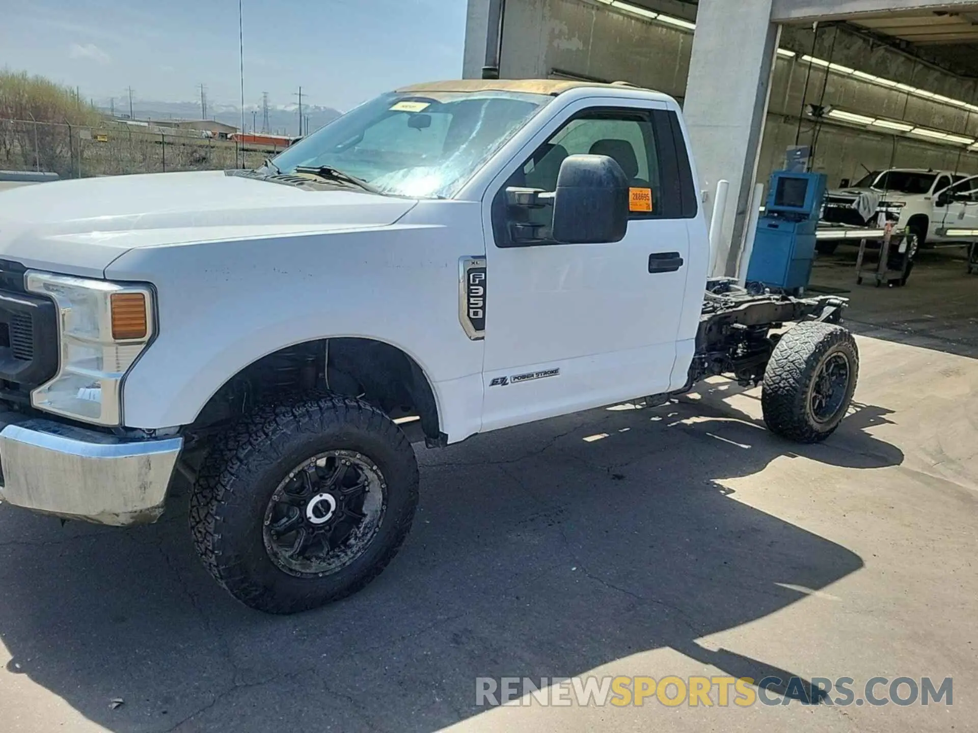 31 Фотография поврежденного автомобиля 1FTRF3BT8MEC11986 FORD F-350 2021