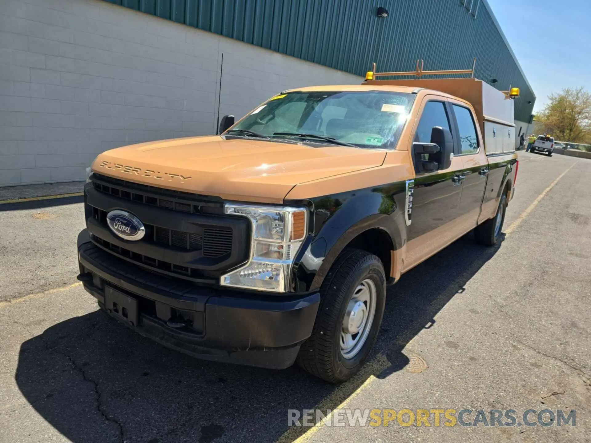 10 Фотография поврежденного автомобиля 1FT8W3A6XNED92095 FORD F-350 2022