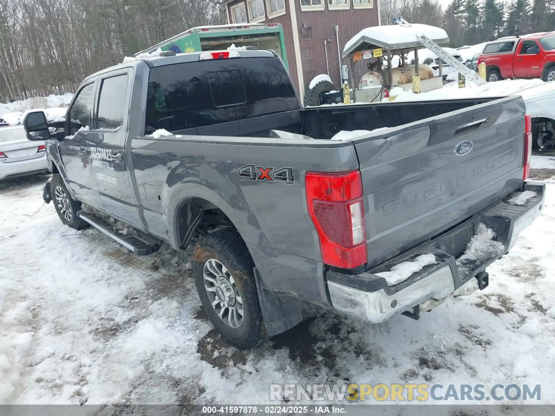 3 Photograph of a damaged car 1FT8W3BN8NEC76657 FORD F-350 2022