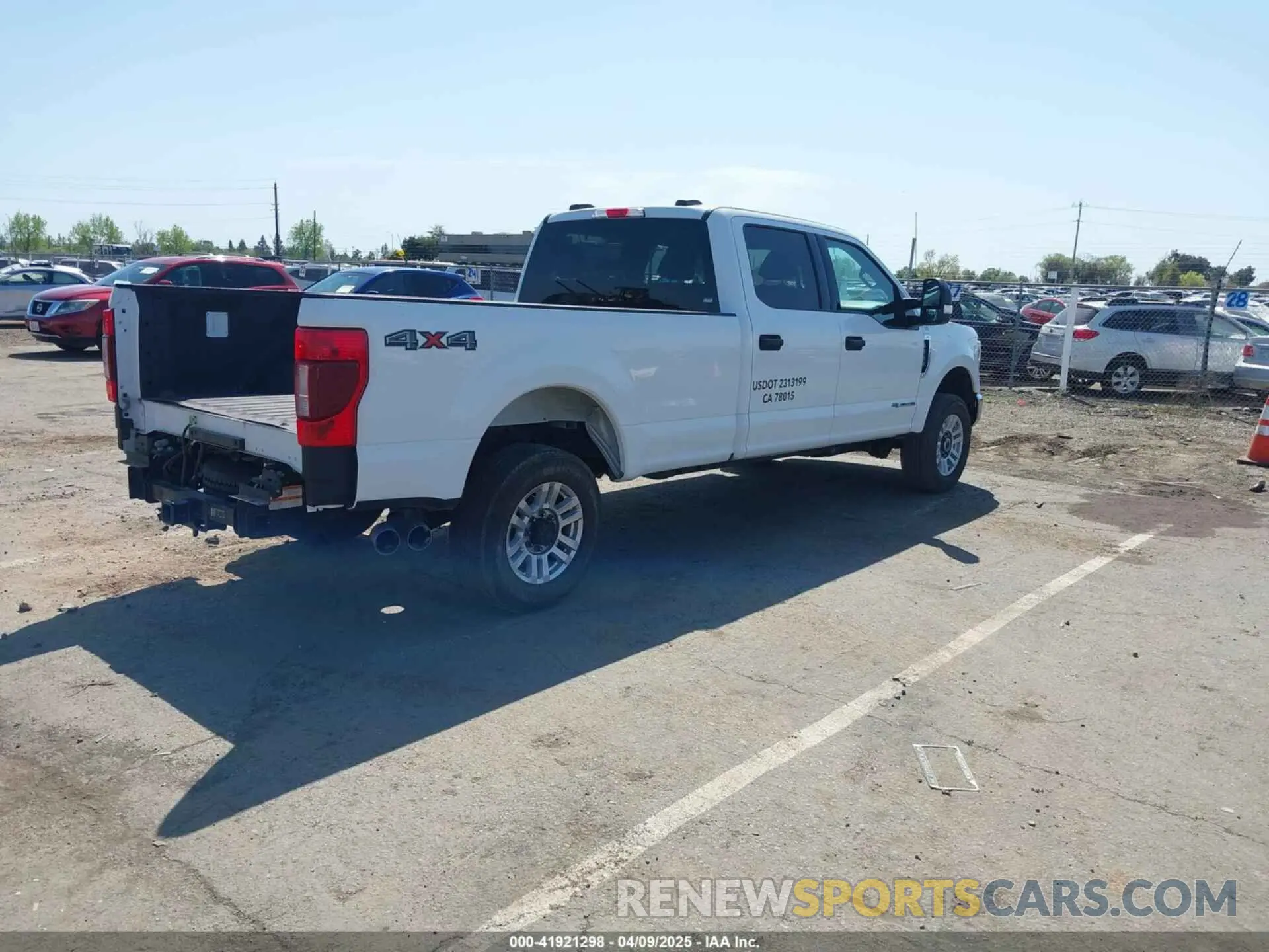 4 Фотография поврежденного автомобиля 1FT8W3BT2NEG06257 FORD F-350 2022