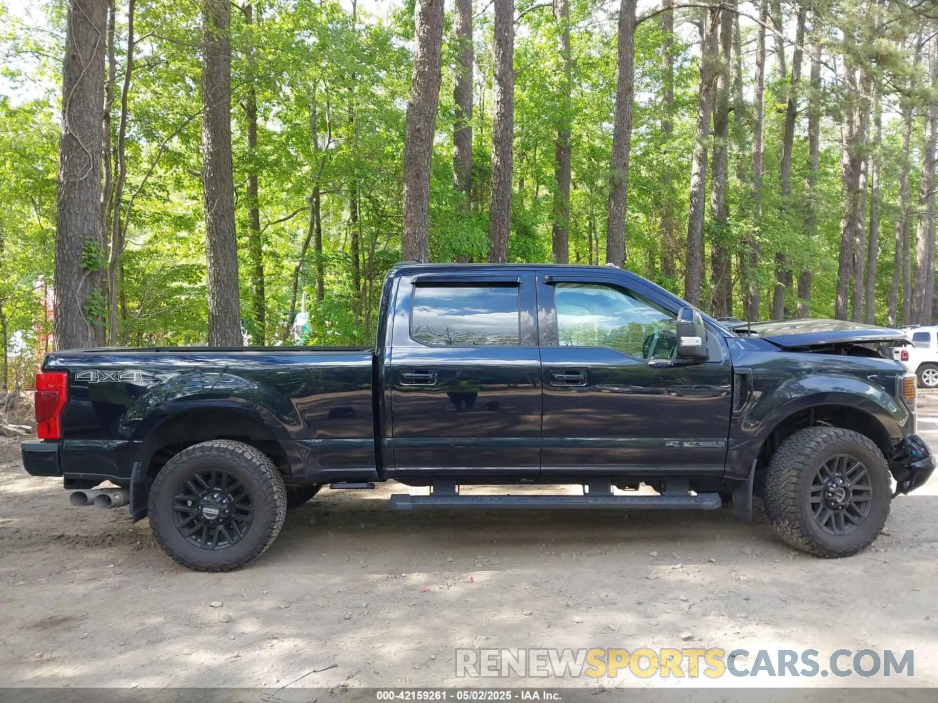12 Photograph of a damaged car 1FT8W3BT4NEC79733 FORD F-350 2022