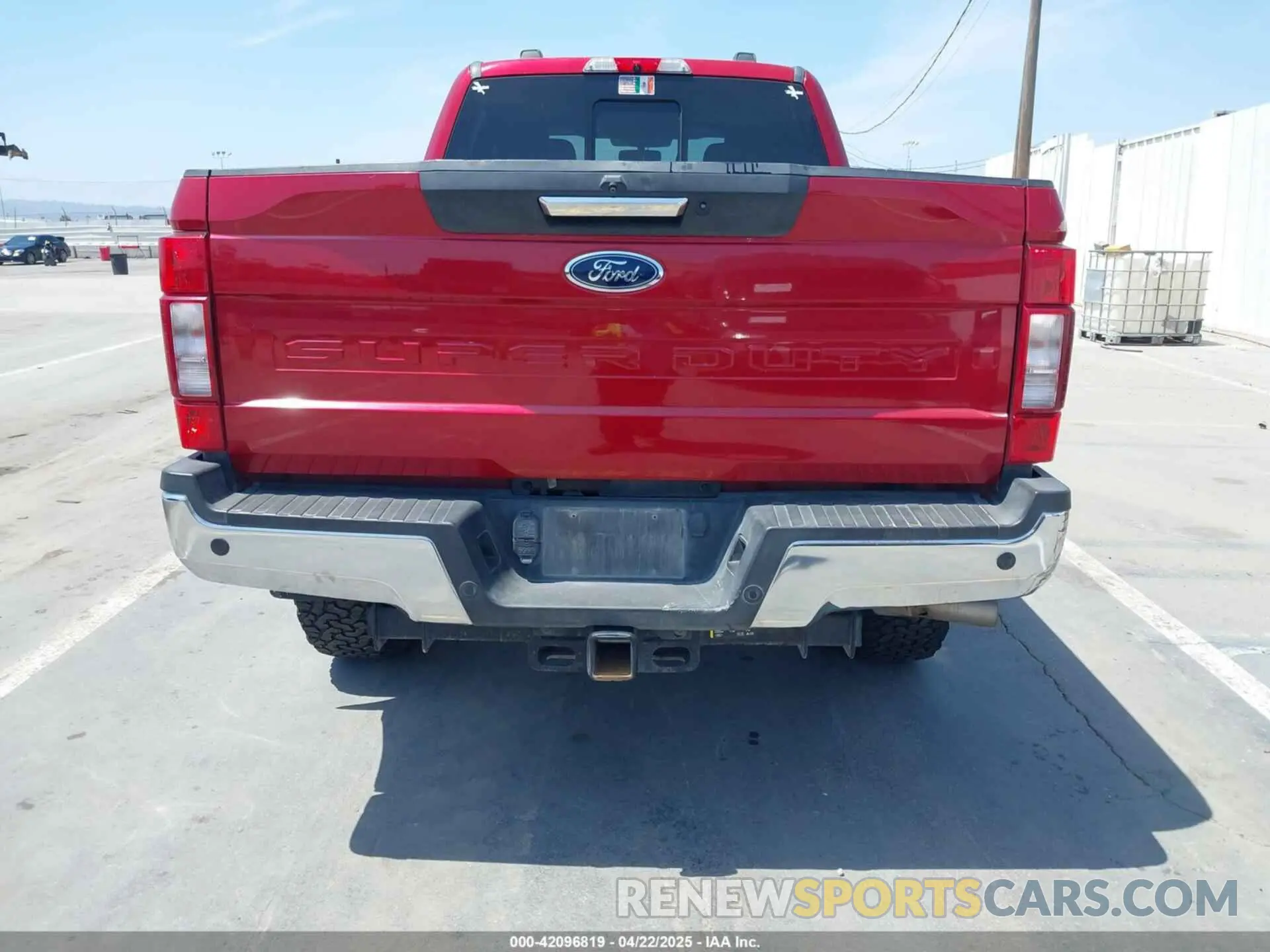 15 Photograph of a damaged car 1FT8W3BT8NEC90041 FORD F-350 2022