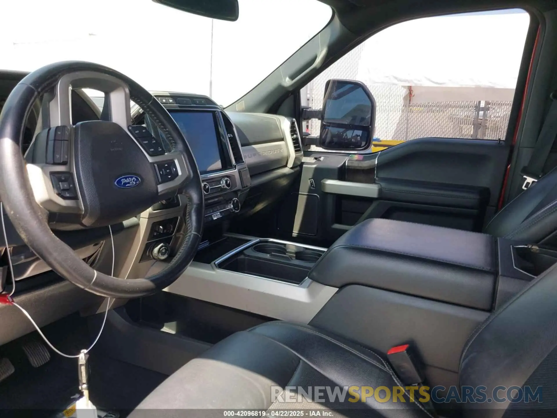 7 Photograph of a damaged car 1FT8W3BT8NEC90041 FORD F-350 2022